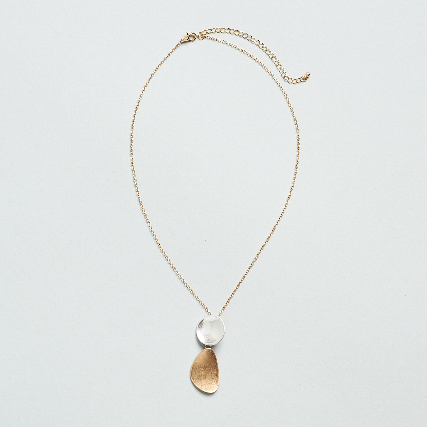 two-tone pendant necklace from JourneeBox Spring 2021