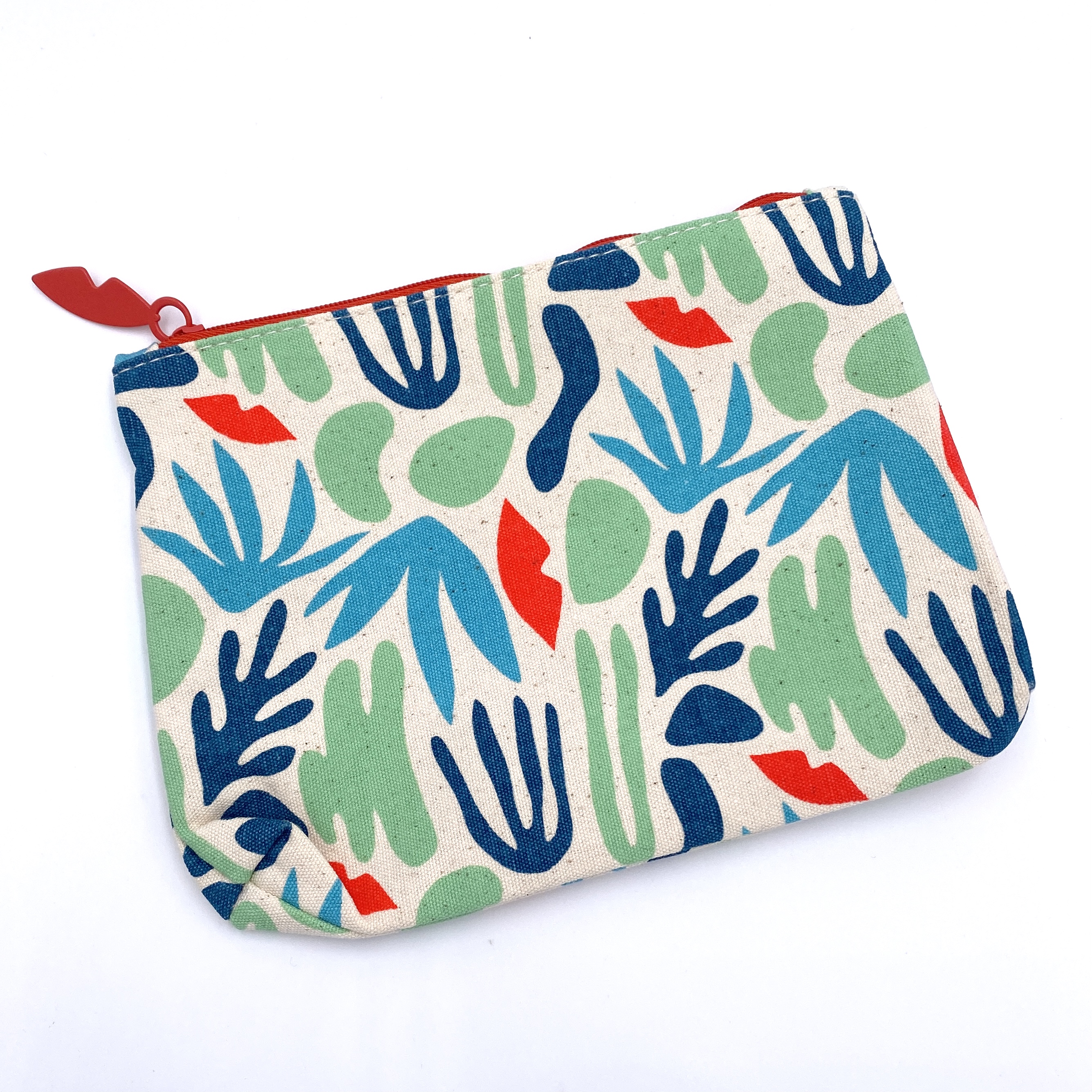 The Ipsy Glam Bag, showing the exterior pattern.