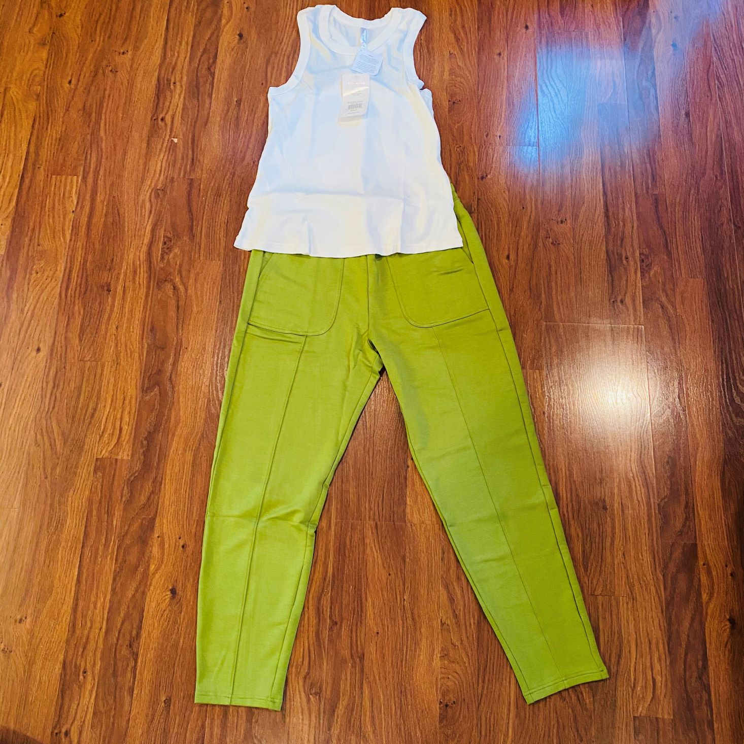 Outfit Laid Out Fabletics May 2020 Box