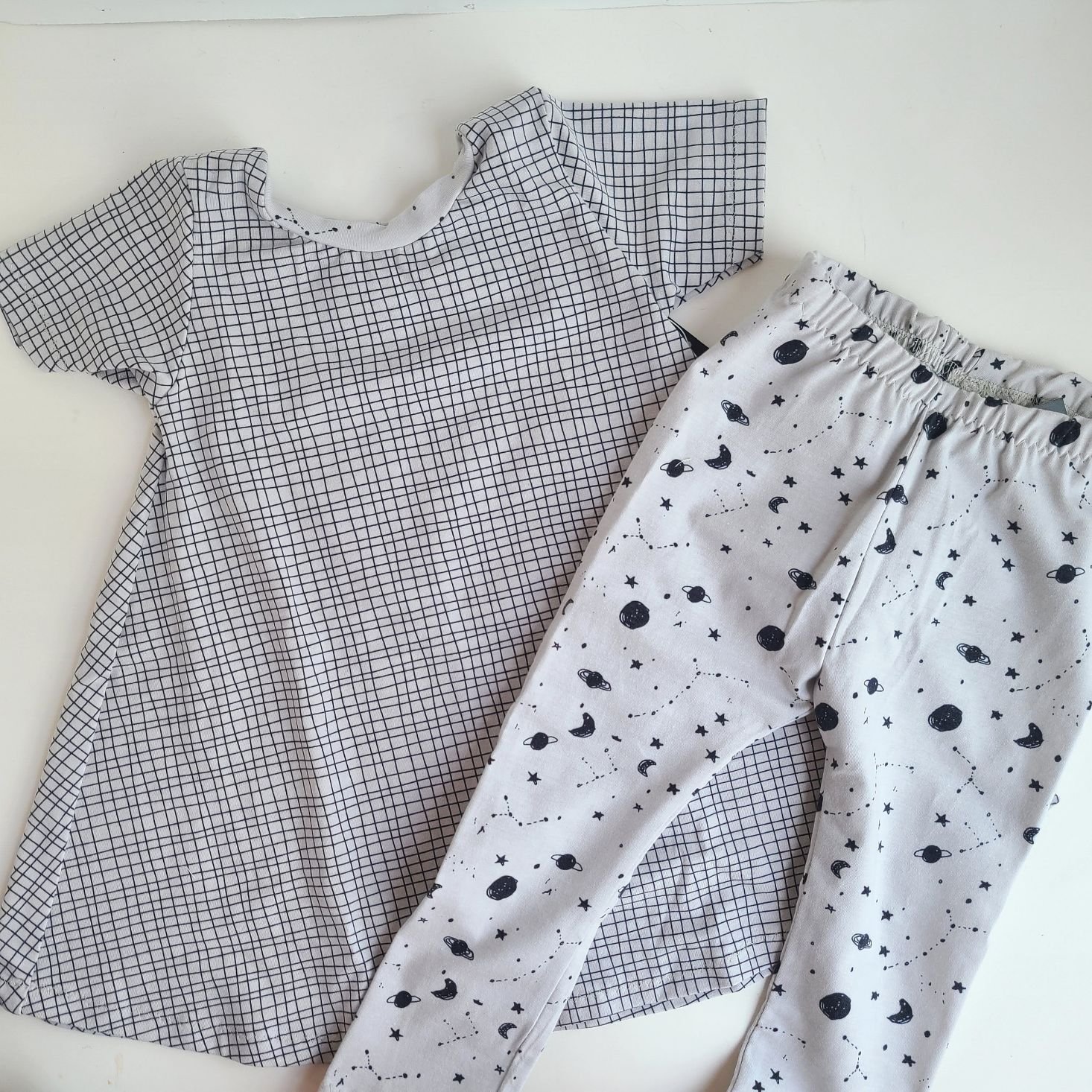 Suprisly May 2021 short sleeve dress with space-print pants