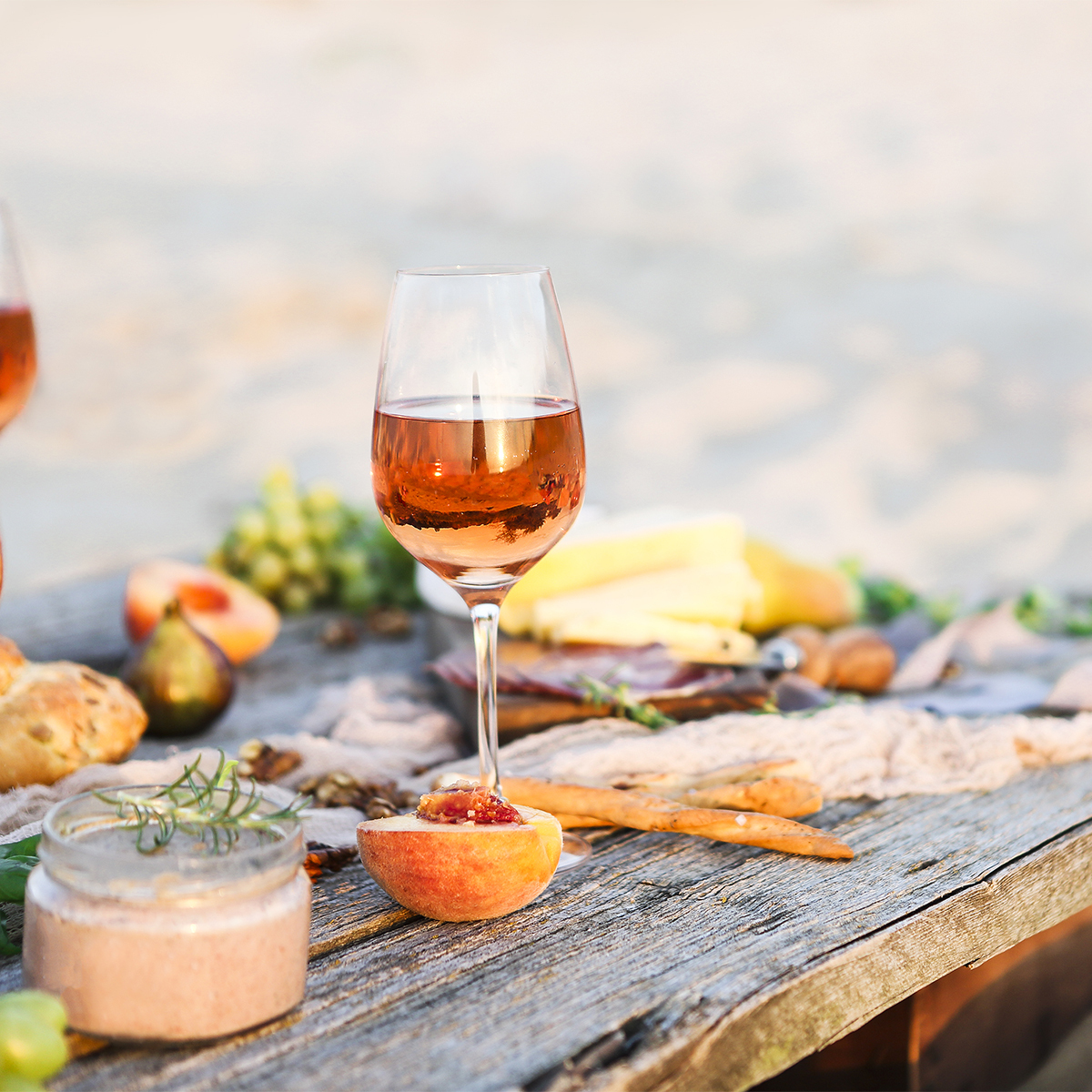 My 5 Favorite Winc Summertime Wines