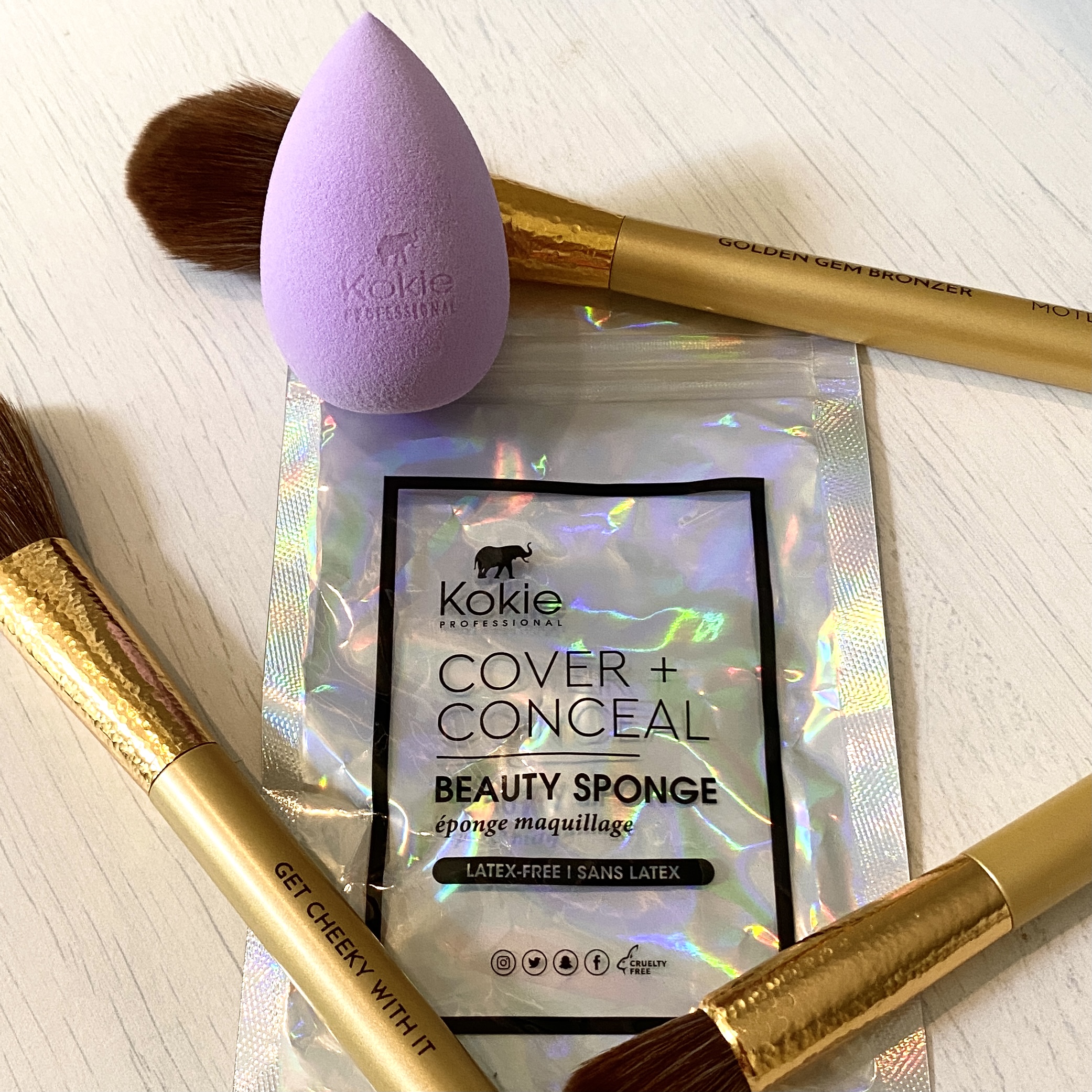 Kokie Cosmetics Cover + Conceal Beauty Sponge for Ipsy Glam Bag July 2021