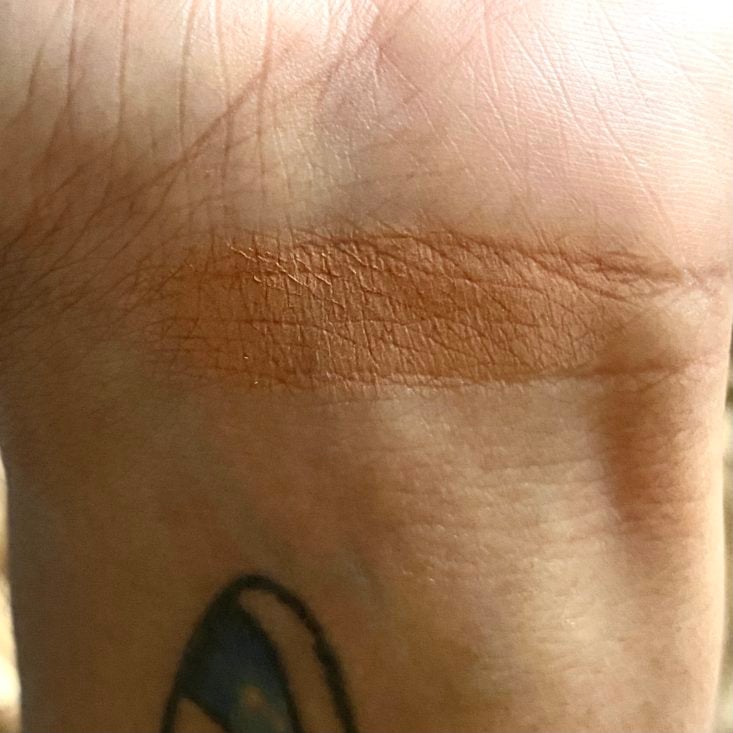 Swatch of Lottie London Sunkissed Coconut Scented Bronzer in Suncatcher for Ipsy Glam Bag August 2021