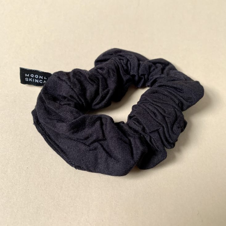 black hair scrunchies