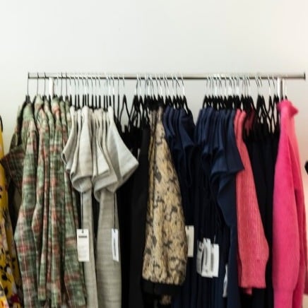 The Ultimate Clothing Showdown: Armoire vs Rent the Runway vs Nuuly