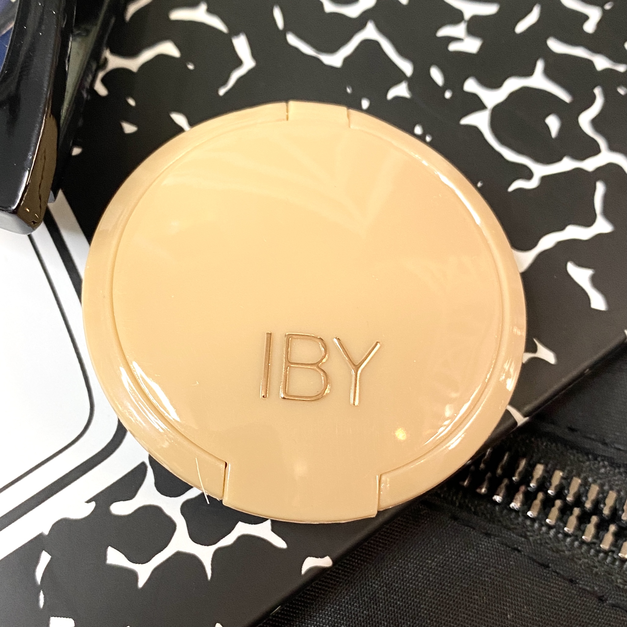 Front of IBY Beauty Carry On Eyeshadow Duo in Glamping and First Class for Ipsy Glam Bag September 2021