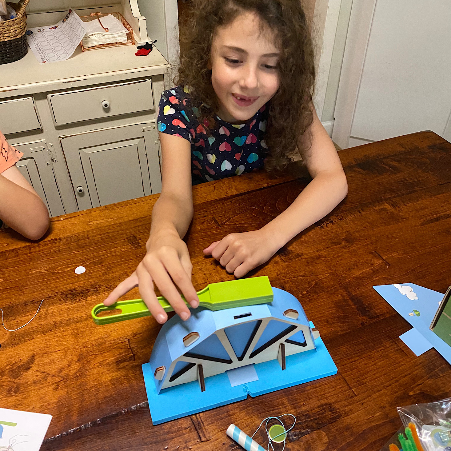 KiwiCo Kiwi Crate “Magnetic Motion” Review + Coupon