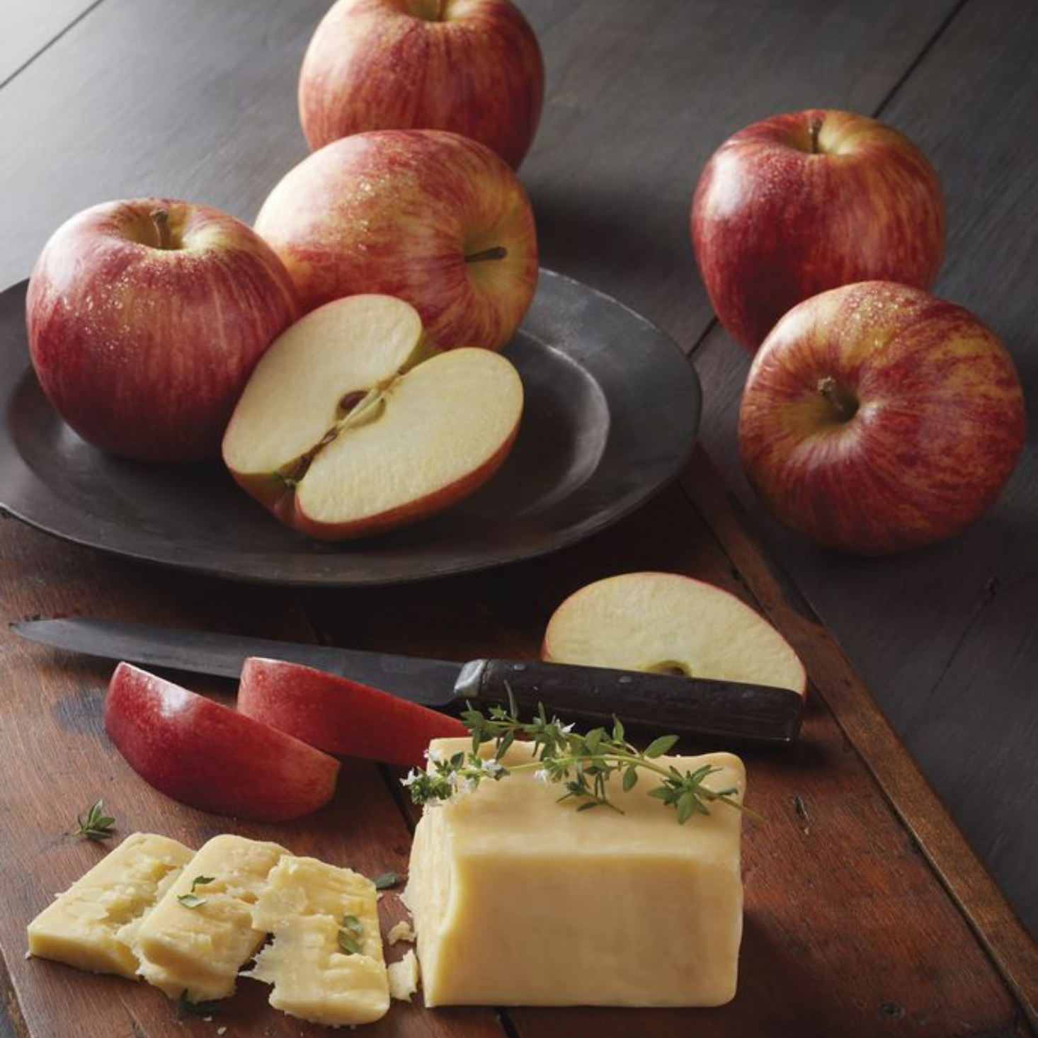 Gourmet cheese and apples