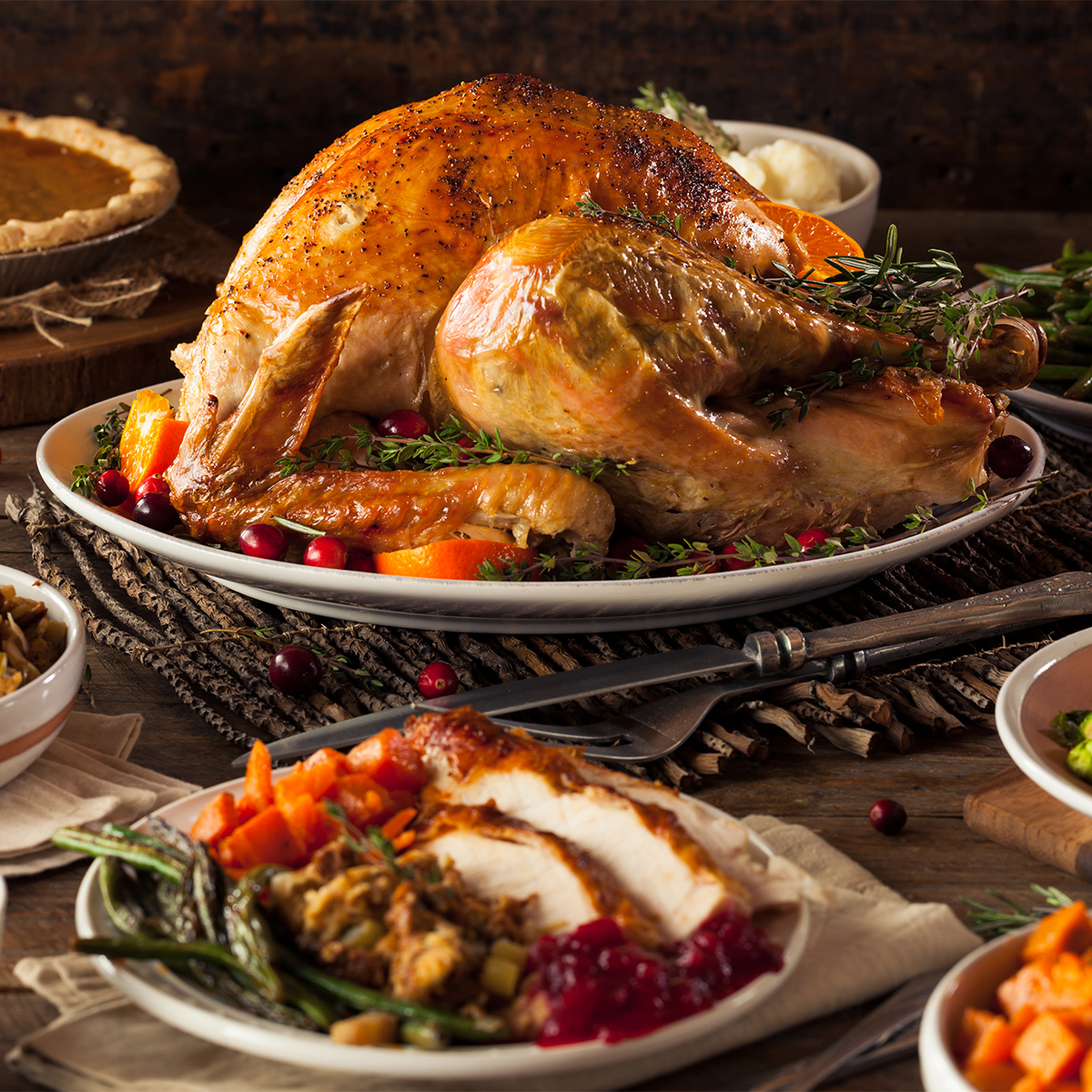 The 3 Best Thanksgiving Meal Kits for Large Groups in 2021