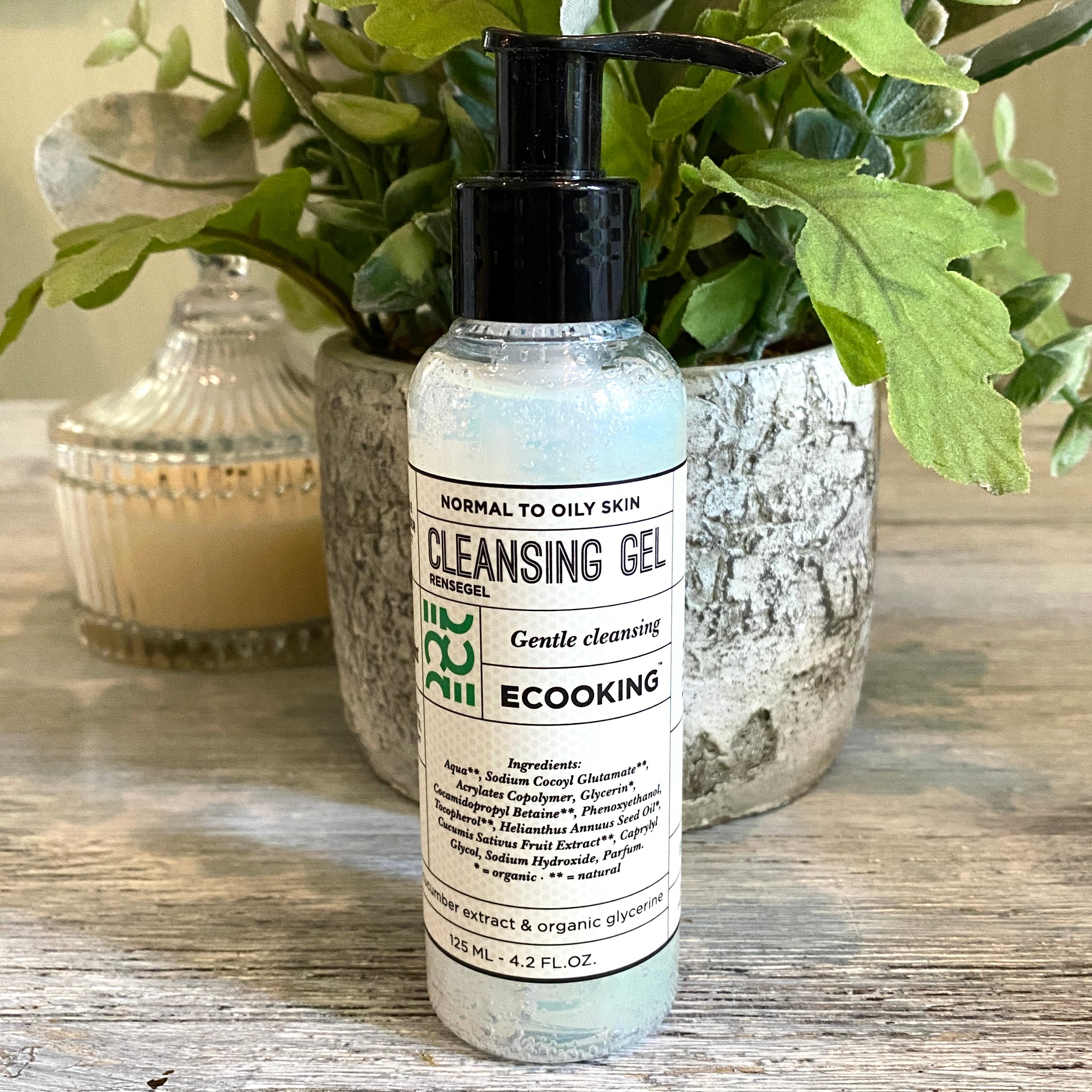 Front of Ecooking Cleansing Gel for LookFantastic October 2021