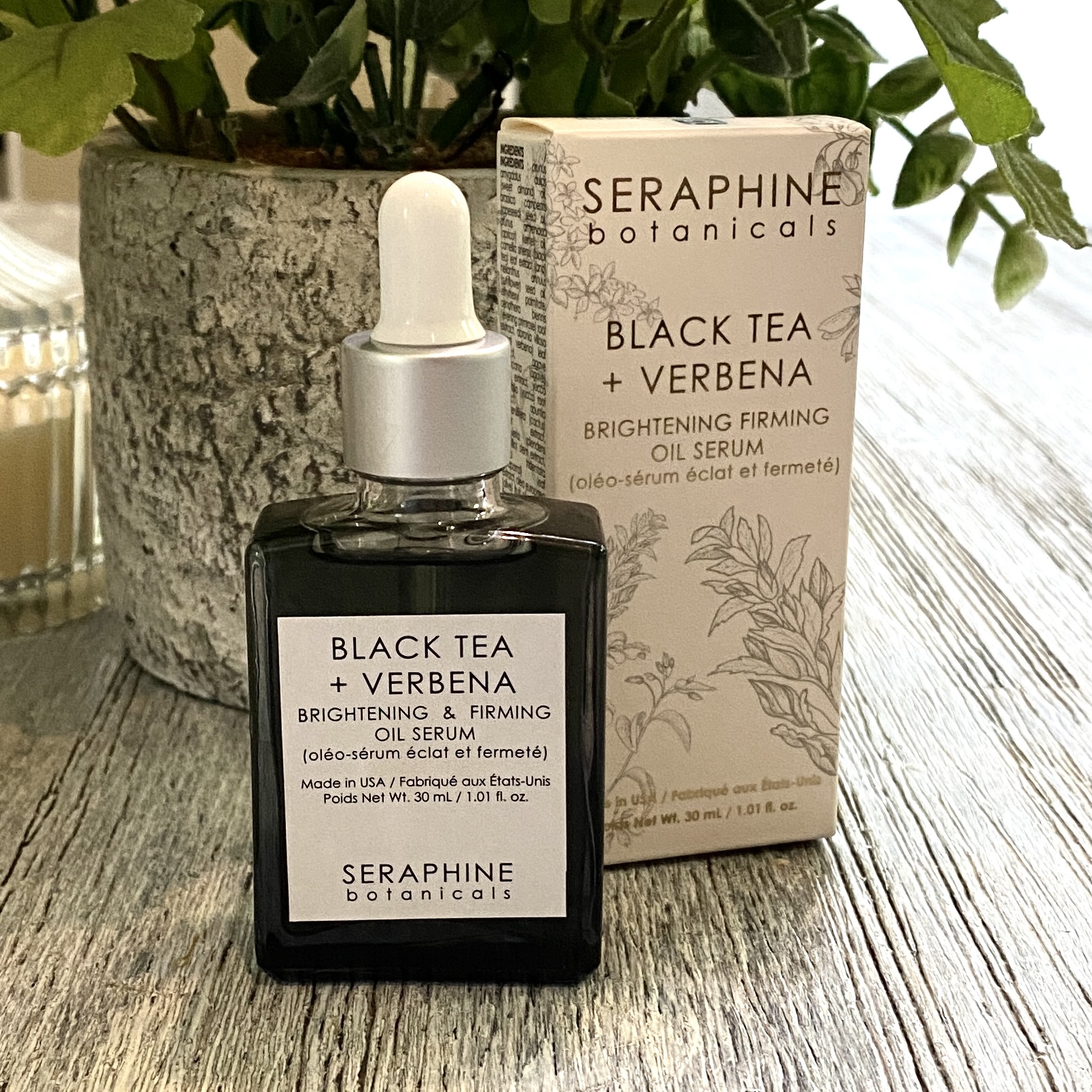 Front of Seraphine Botanicals Black Tea + Verbena for Nourish Beauty Box November 2021