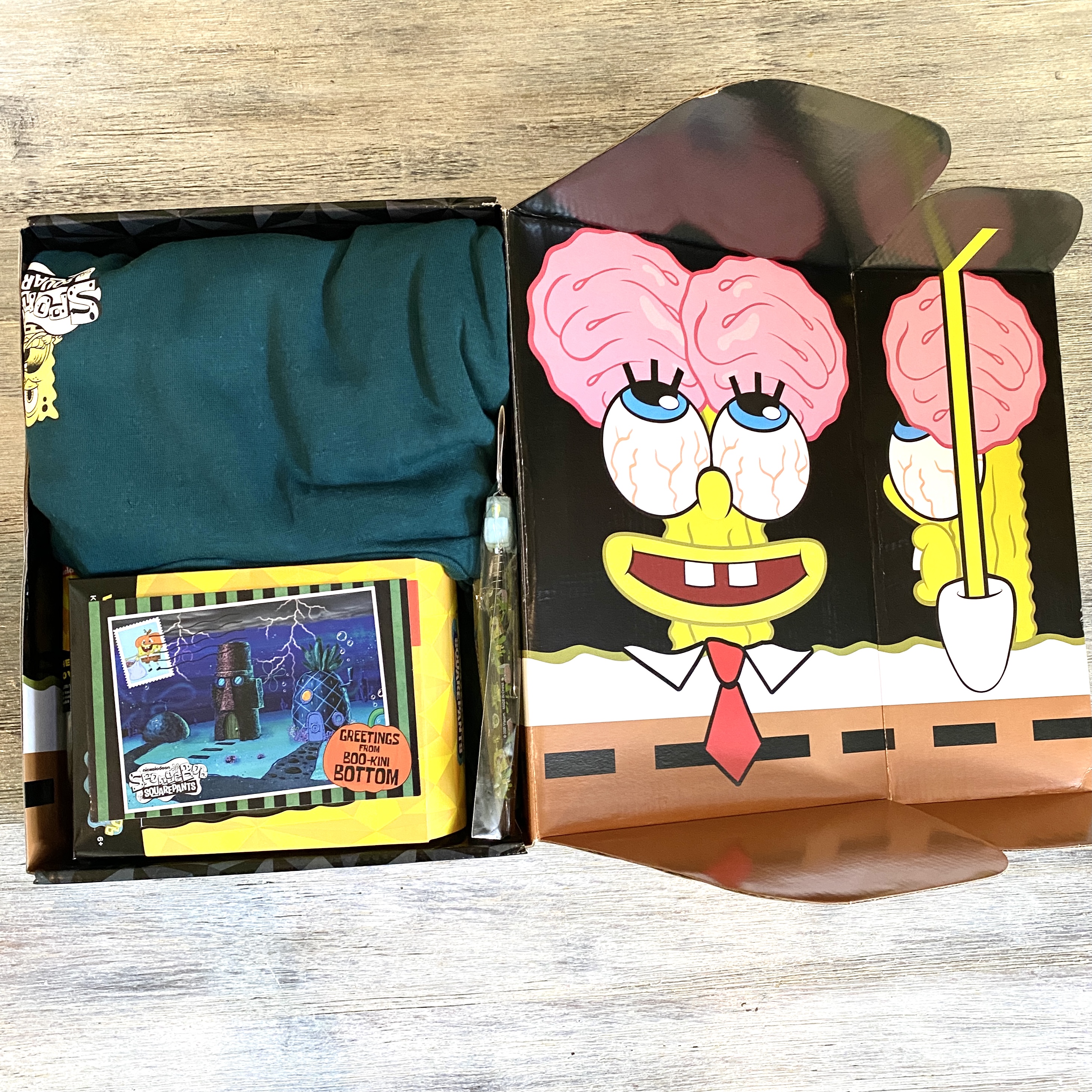 Spongebob Squarepants Bikini Bottom Box Review: Summer 2021