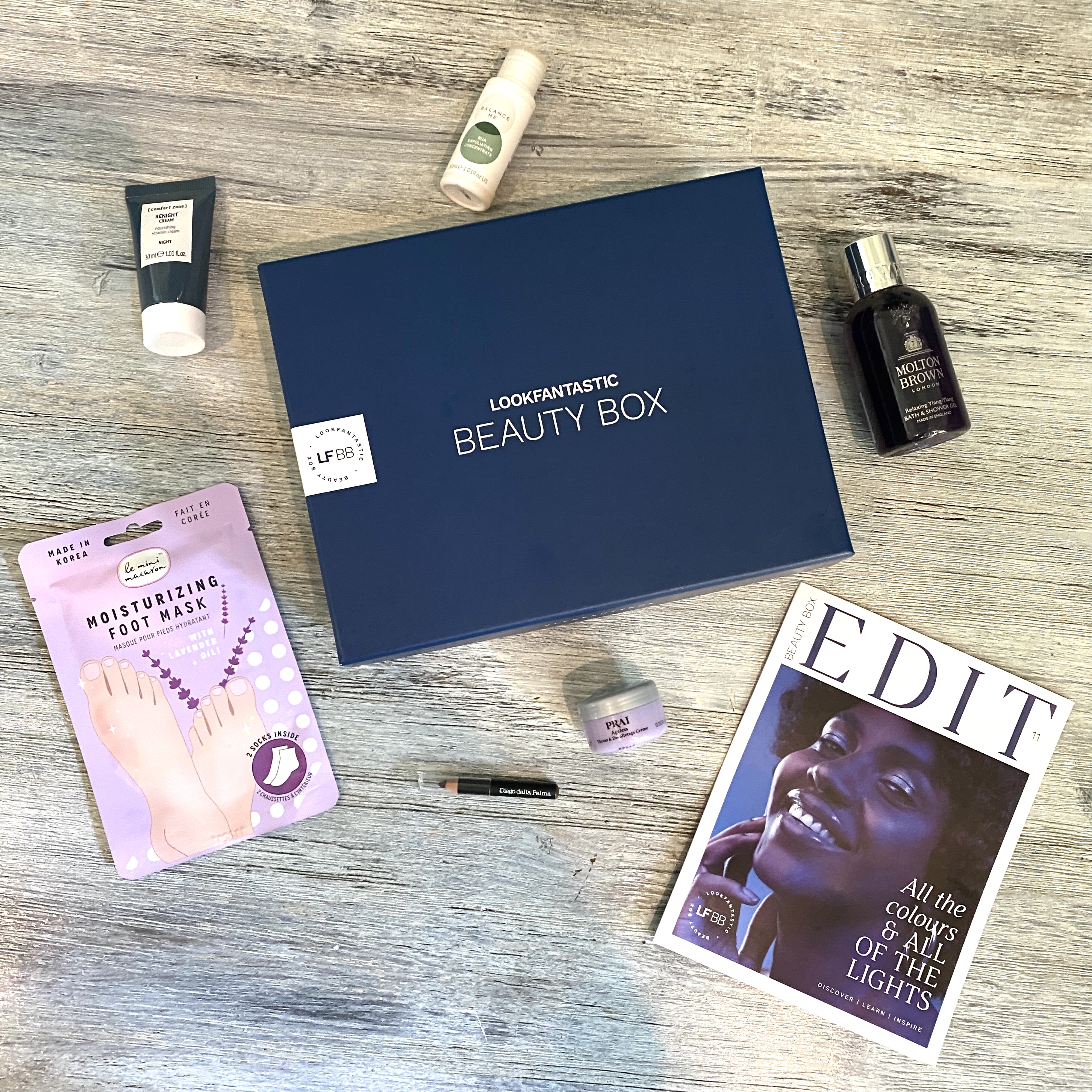 LookFantastic Beauty Box November 2021 Review