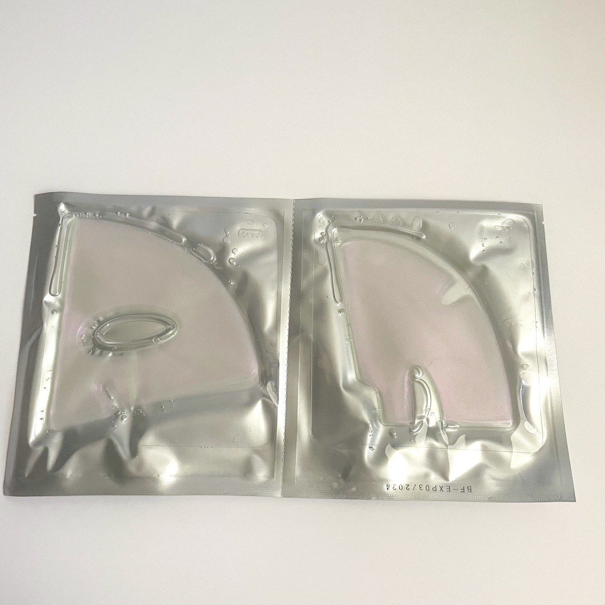 silver sheet mask showing pearlescent mask material