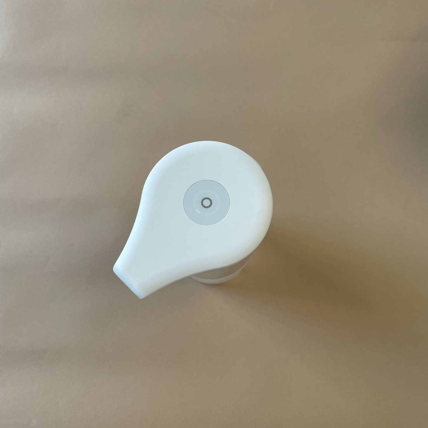 Sohp soap dispenser from BREO BOX Winter 2021