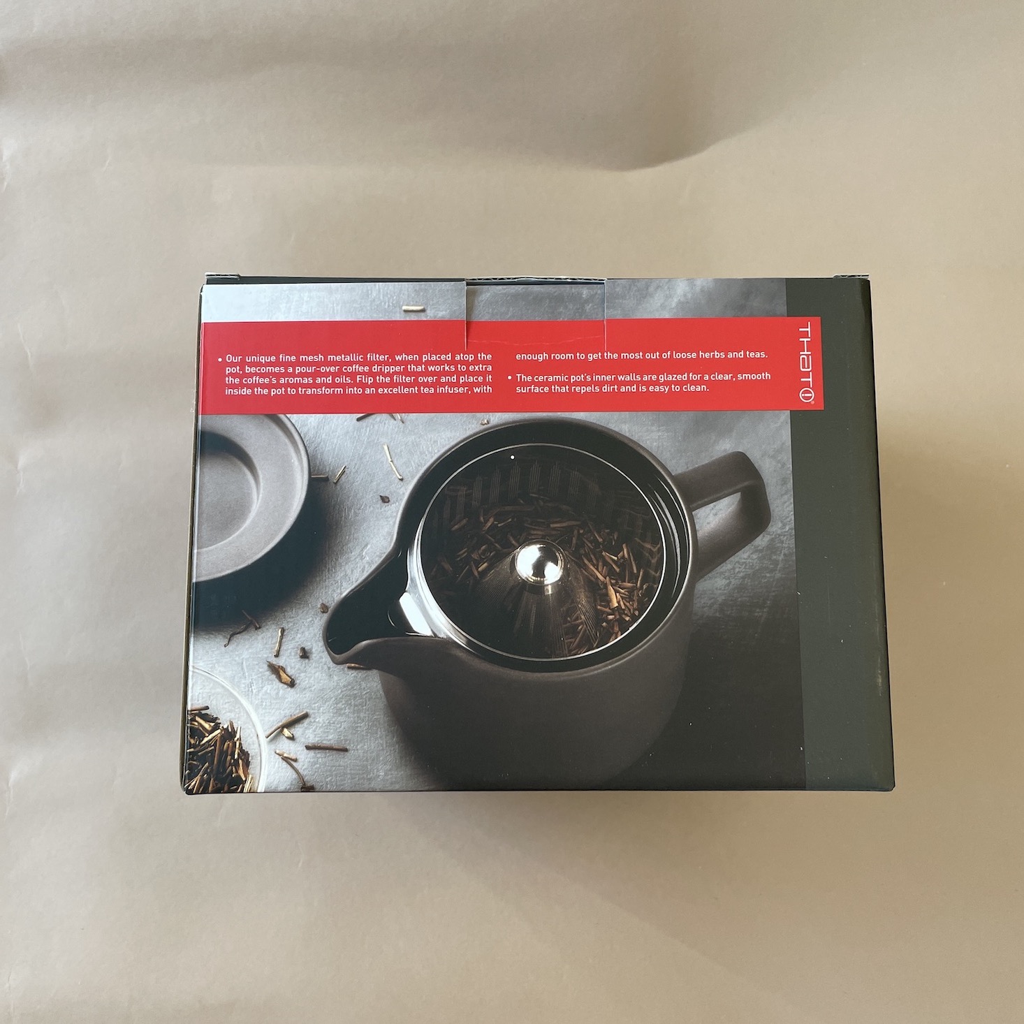 Coffee & tea pot from BREO BOX Winter 2021