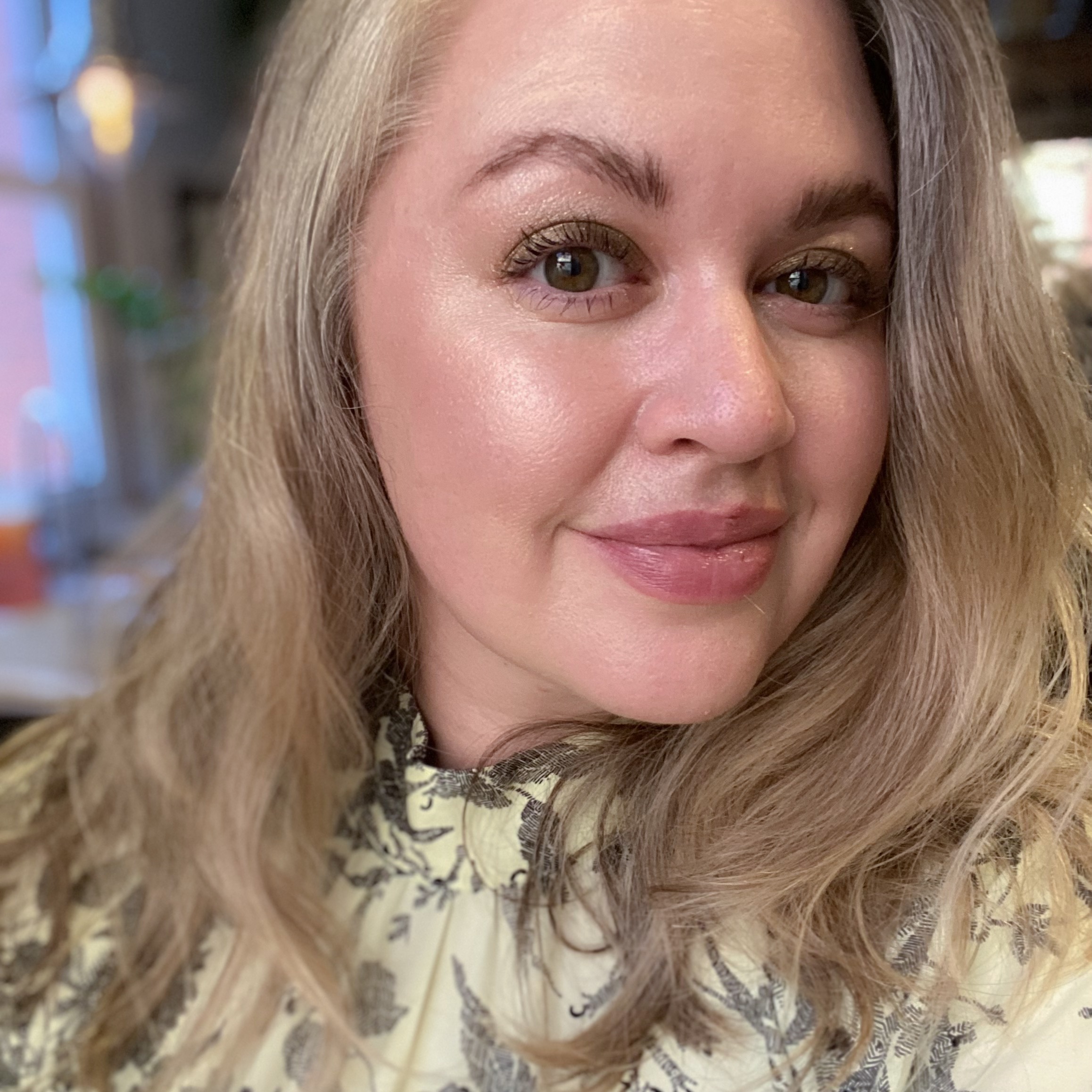 Holiday Makeup Looks From My Favorite Boxes