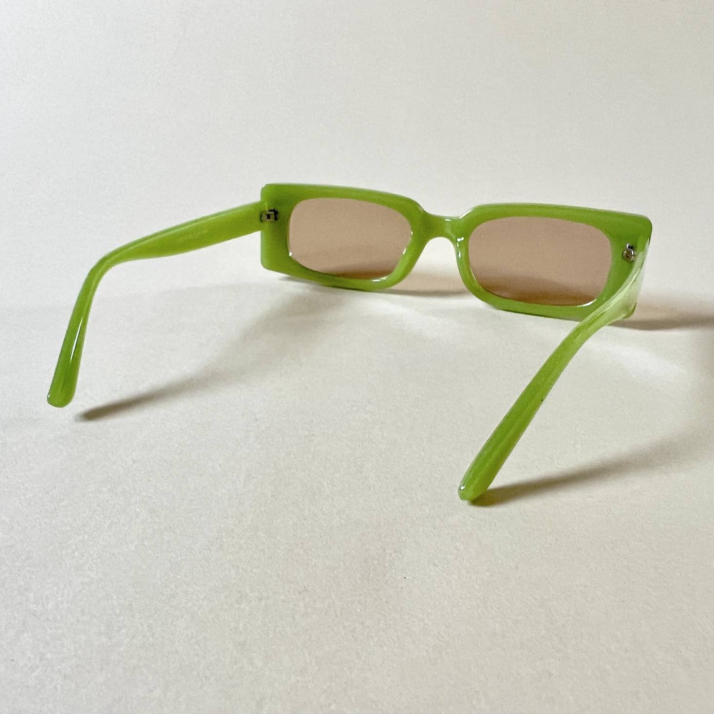 lime green hip cat sunnies