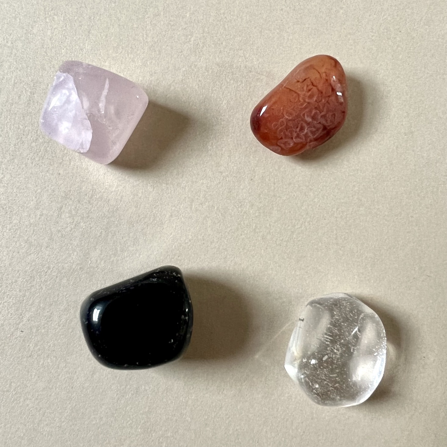 set of 4 crystals and guide