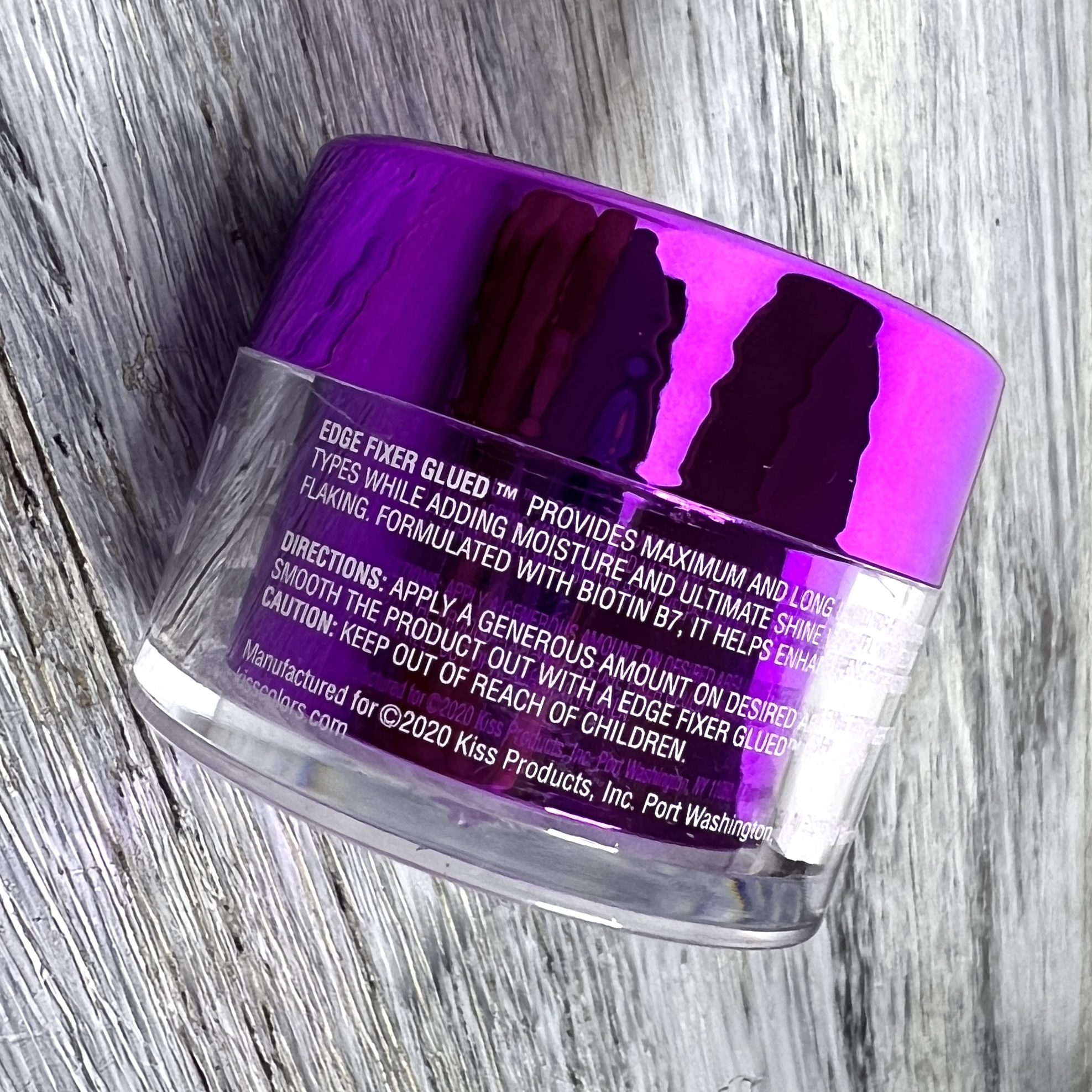 Back of KISS Edge Fixer in Grape for Cocotique December 2021