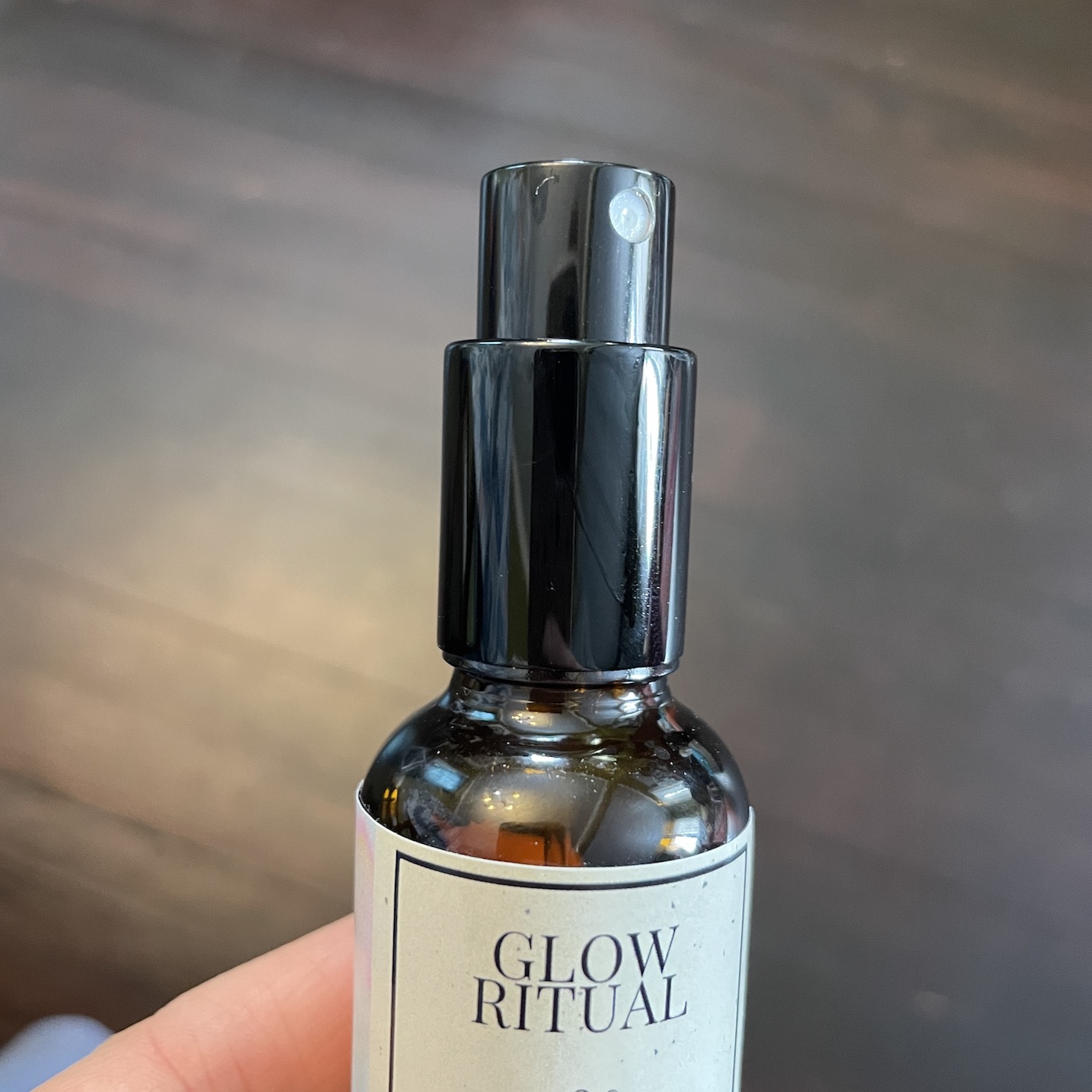 Glow Ritual serum spray nozzle