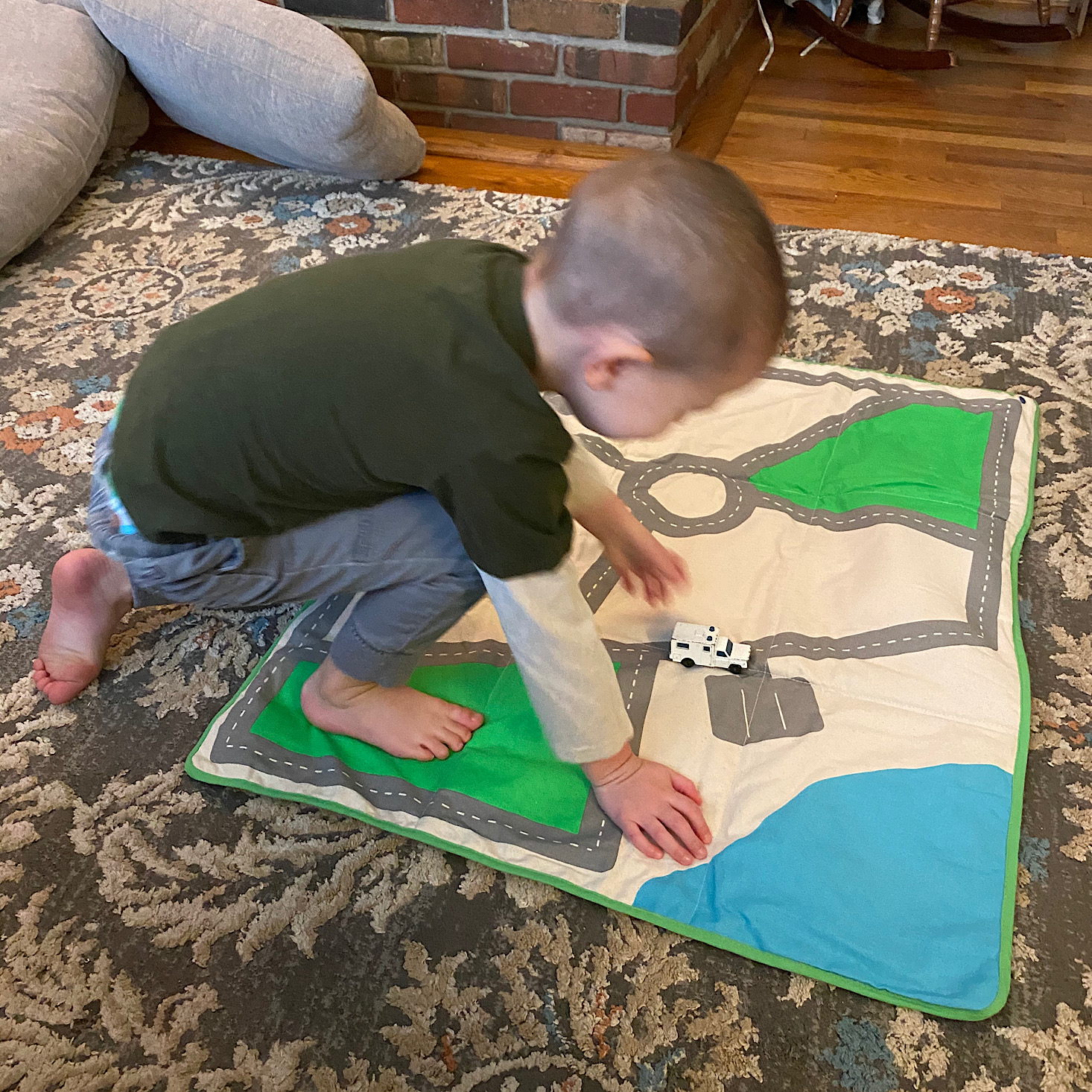 KiwiCo Pop-Up Felt Play Mat Review + Coupon