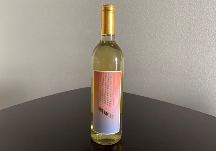 bottle of Dreamlet gewurztraminer