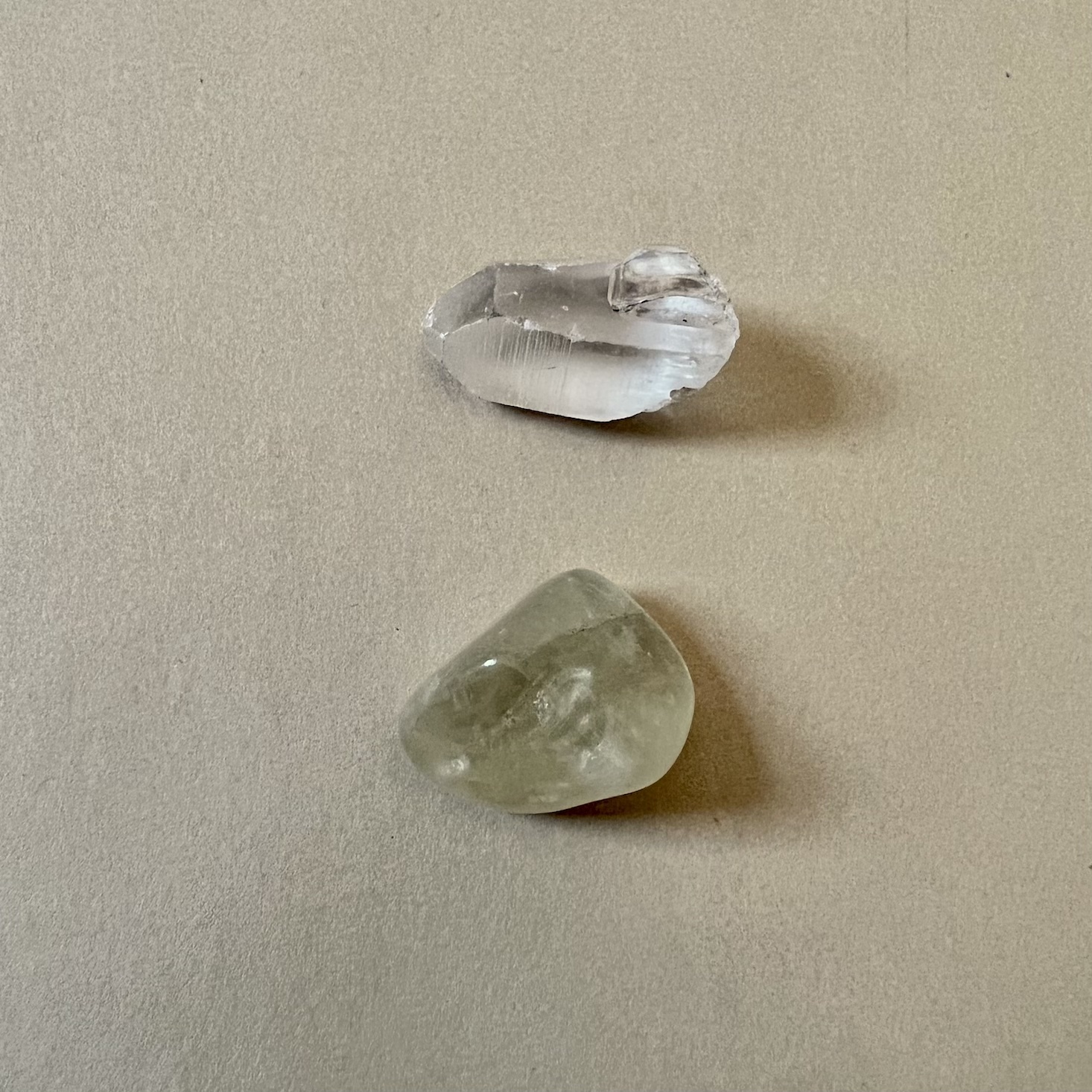 clear crystal set of 2