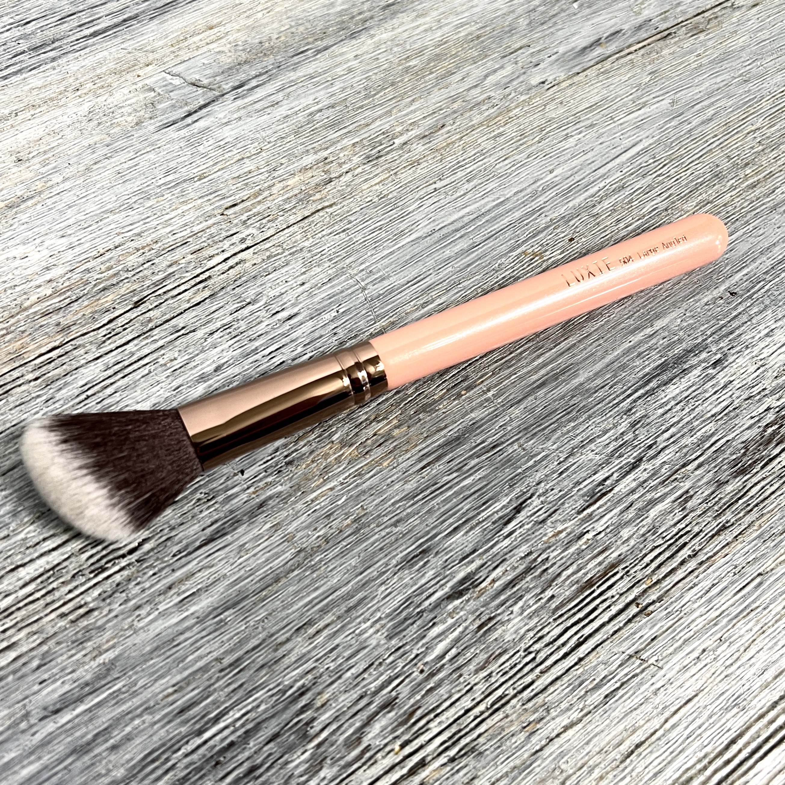 Luxie 205 Tapered Blending Brush for Glossybox March 2022