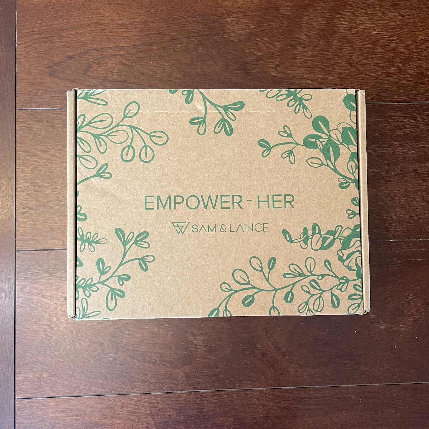 SAM & LANCE Empower-Her Spring 2022 Subscription Box Review + Coupon