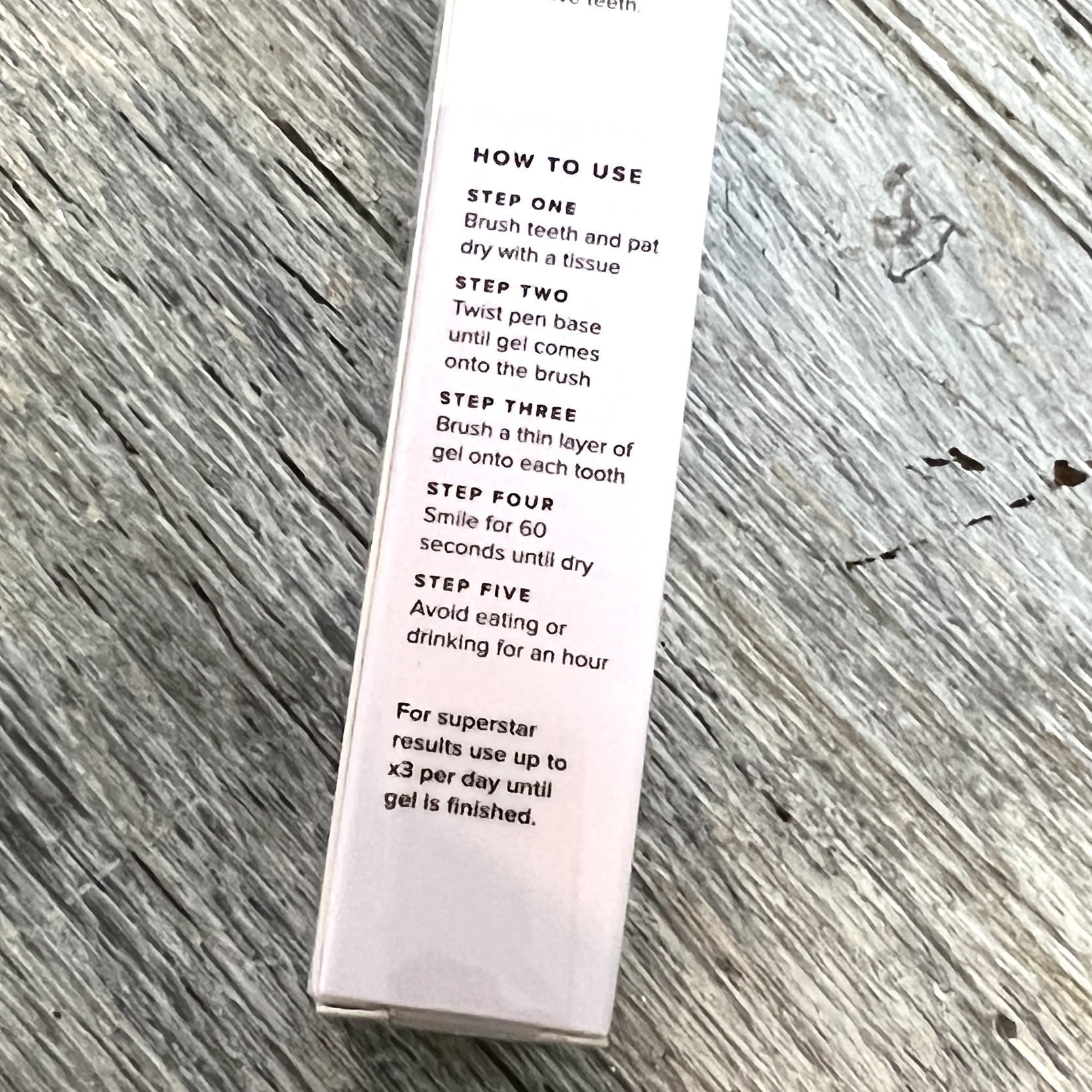 Back of Keeko Whitening Pen for The Beauty Box by Bombay and Cedar March 2022