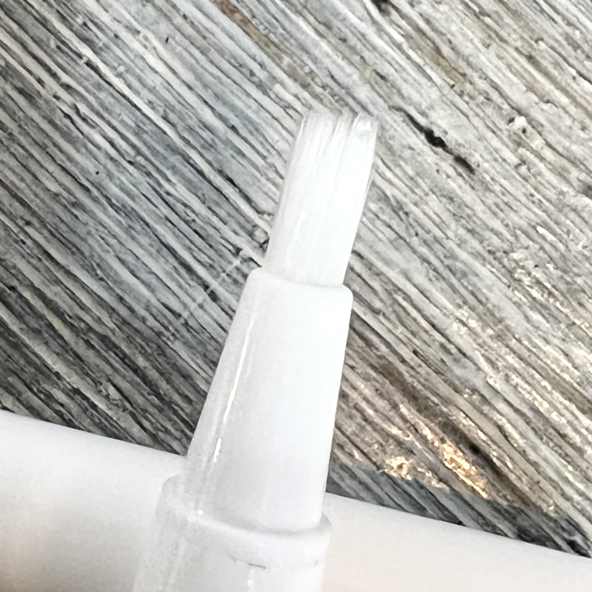 Closeup of Keeko Whitening Pen for The Beauty Box by Bombay and Cedar March 2022
