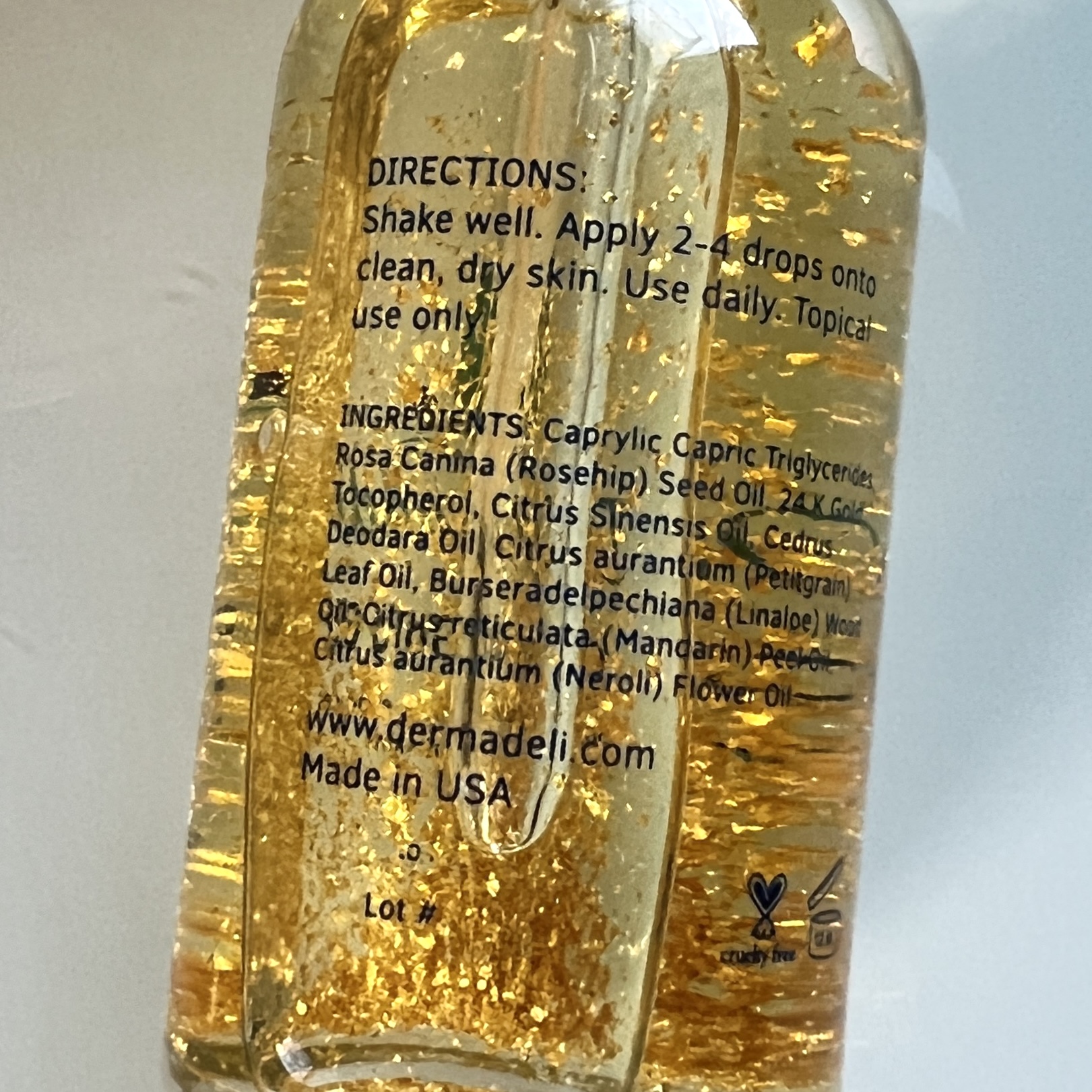 Back of Dermadeli Citrus Gold Oil for Nourish Beauty Box June 2022