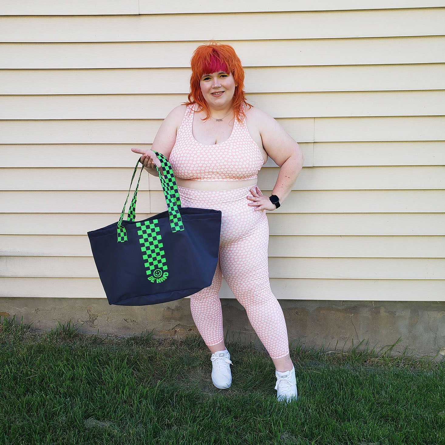 Fabletics VIP Plus Size “Good Vibes & Flower Power” June 2022 Review + Coupon