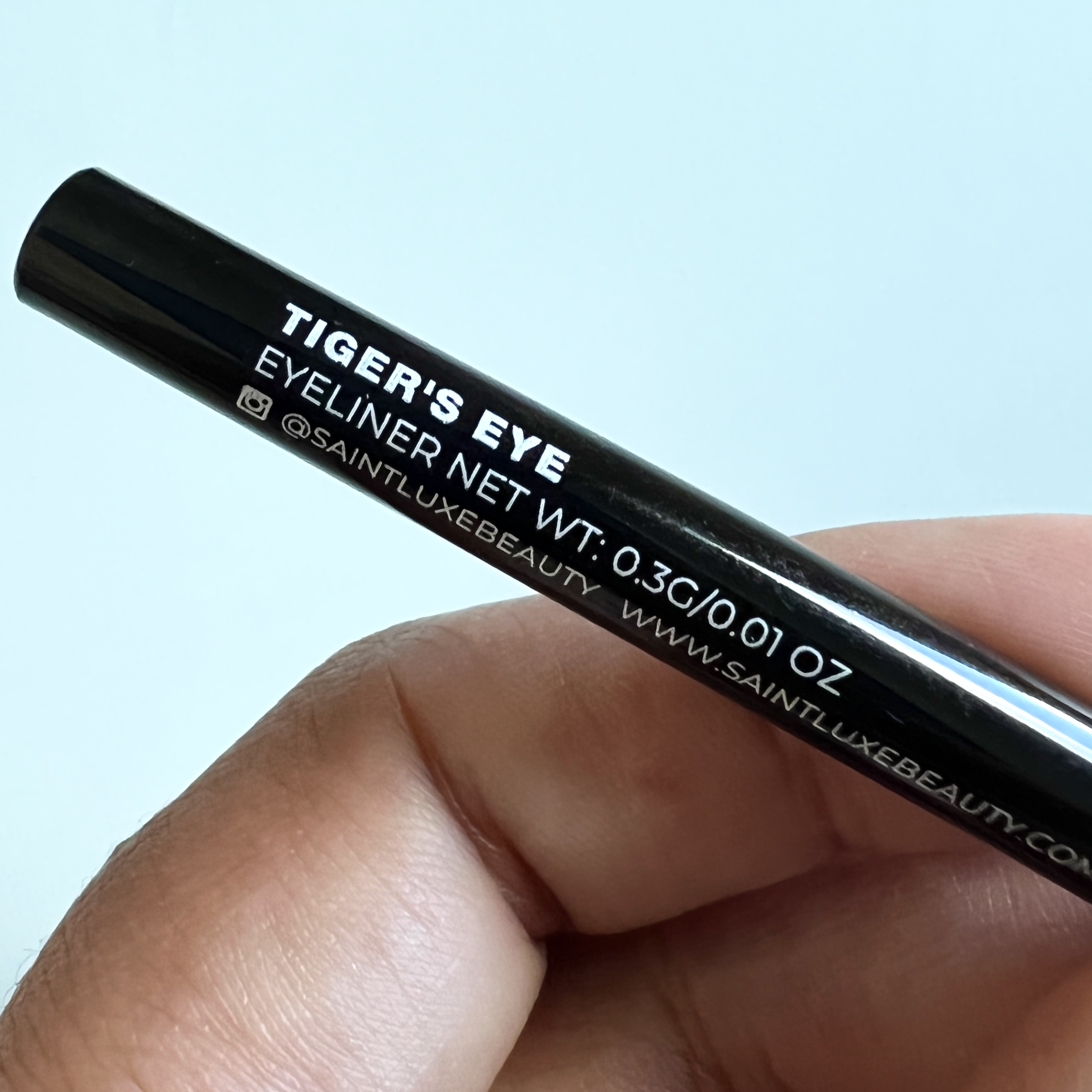 Closeup Info for Saint Luxe Eyeliner for Cocotique Makeup Lovers Box Spring 2022