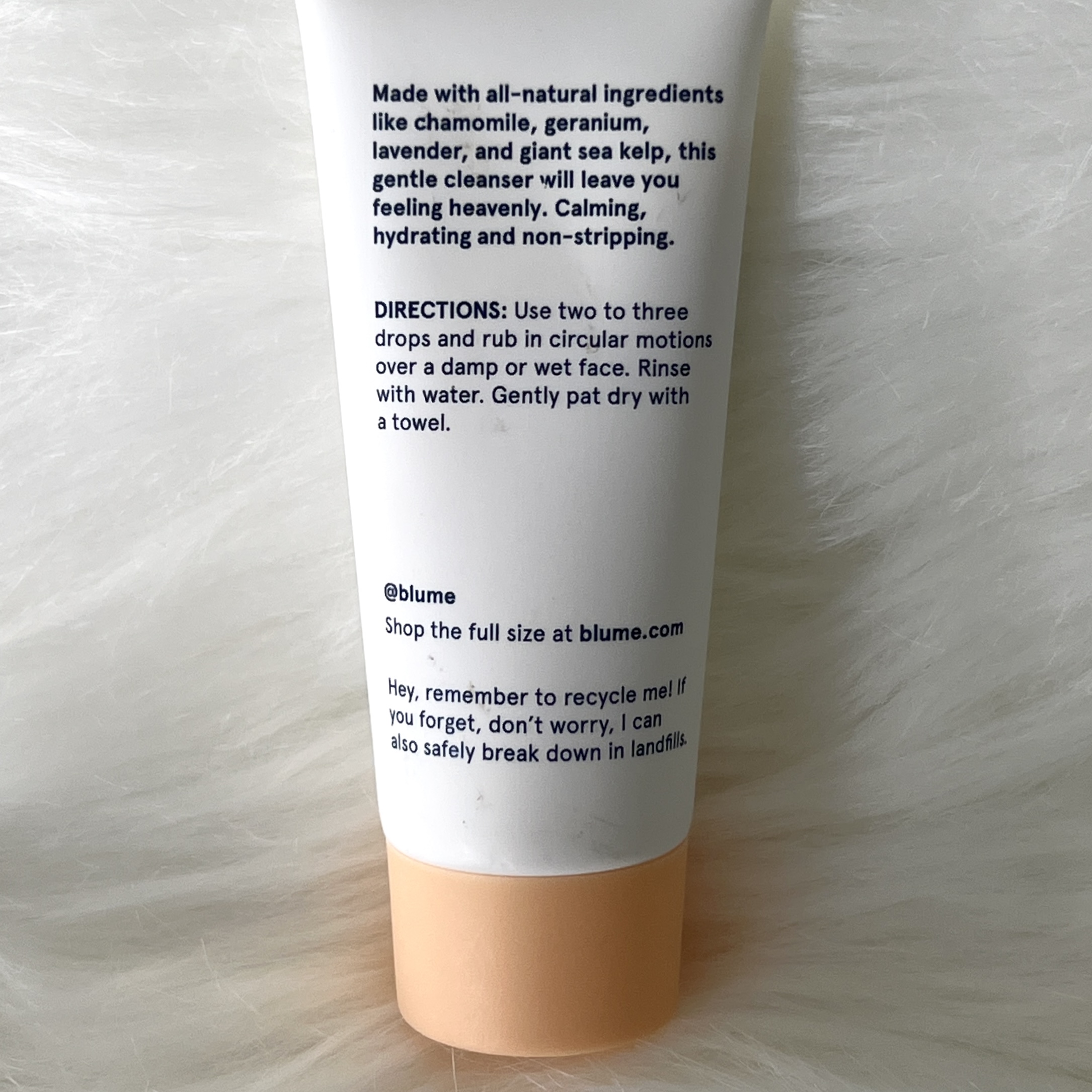 Back of Blume Daydreamer Cleanser for GlossyBox June 2022