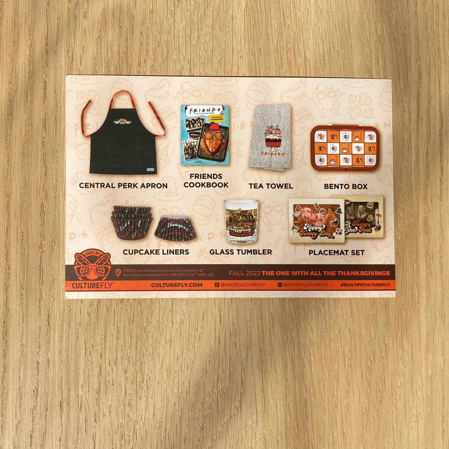 Friends: The Official Central Perk Cookbook Gift Set