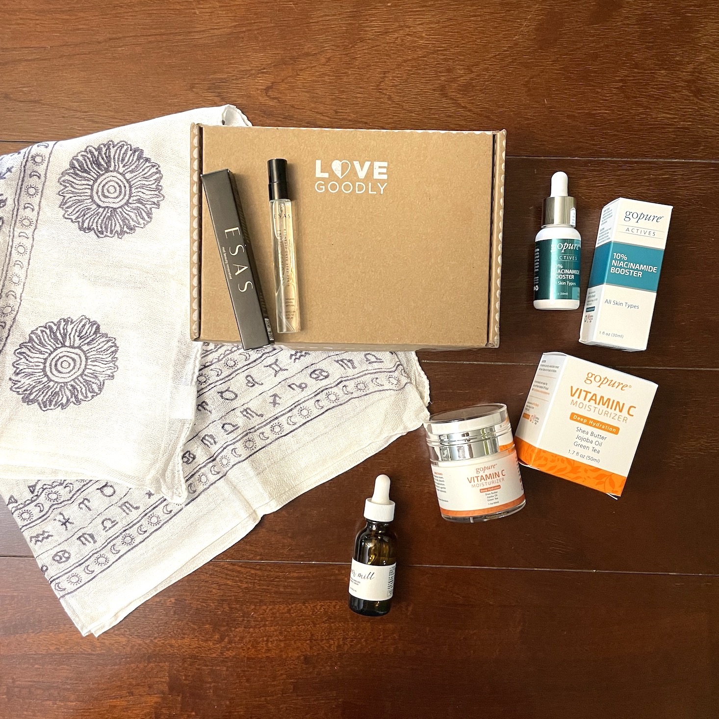 Love Goodly October/November 2022 Subscription Box Review