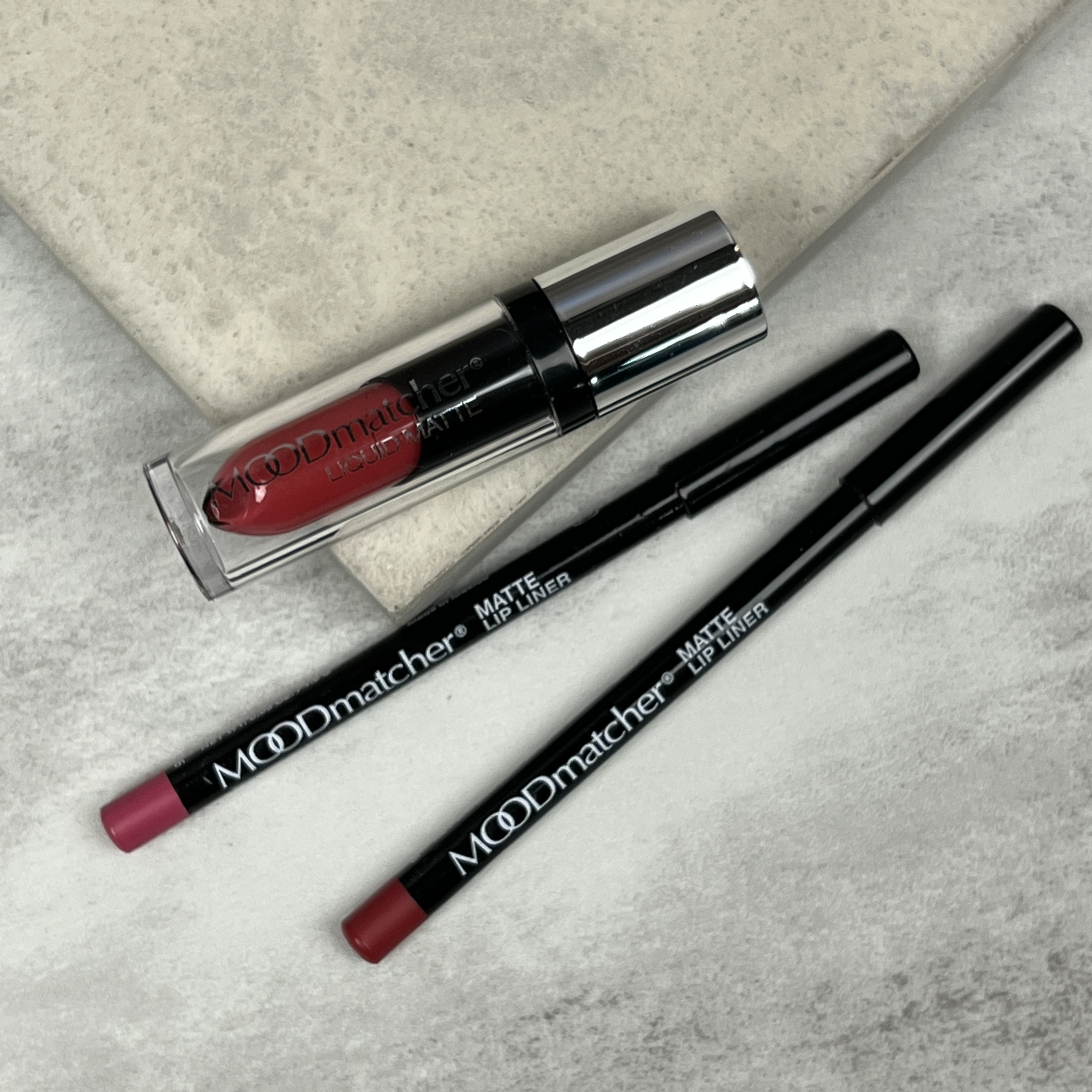 MoodMatcher Lip Set for Bombay and Cedar Lifestyle Box Summer 2022