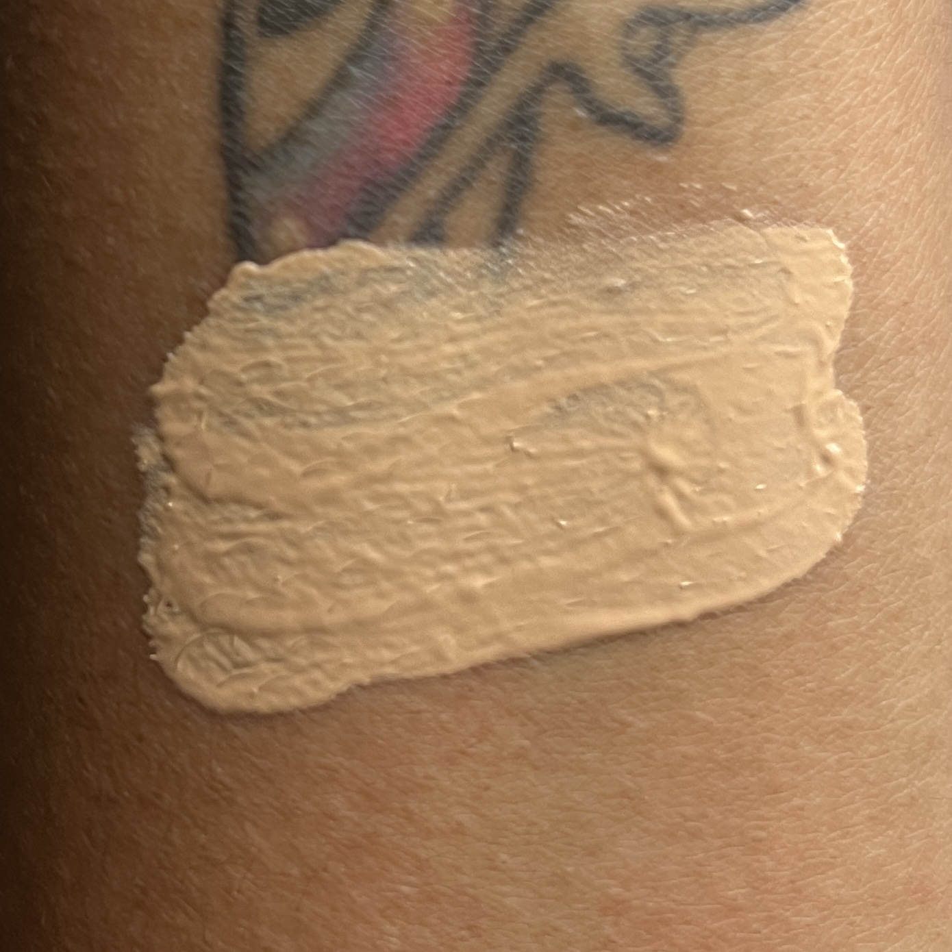 Swatch of Purlisse BB Cream for Ipsy Glam Bag October 2022