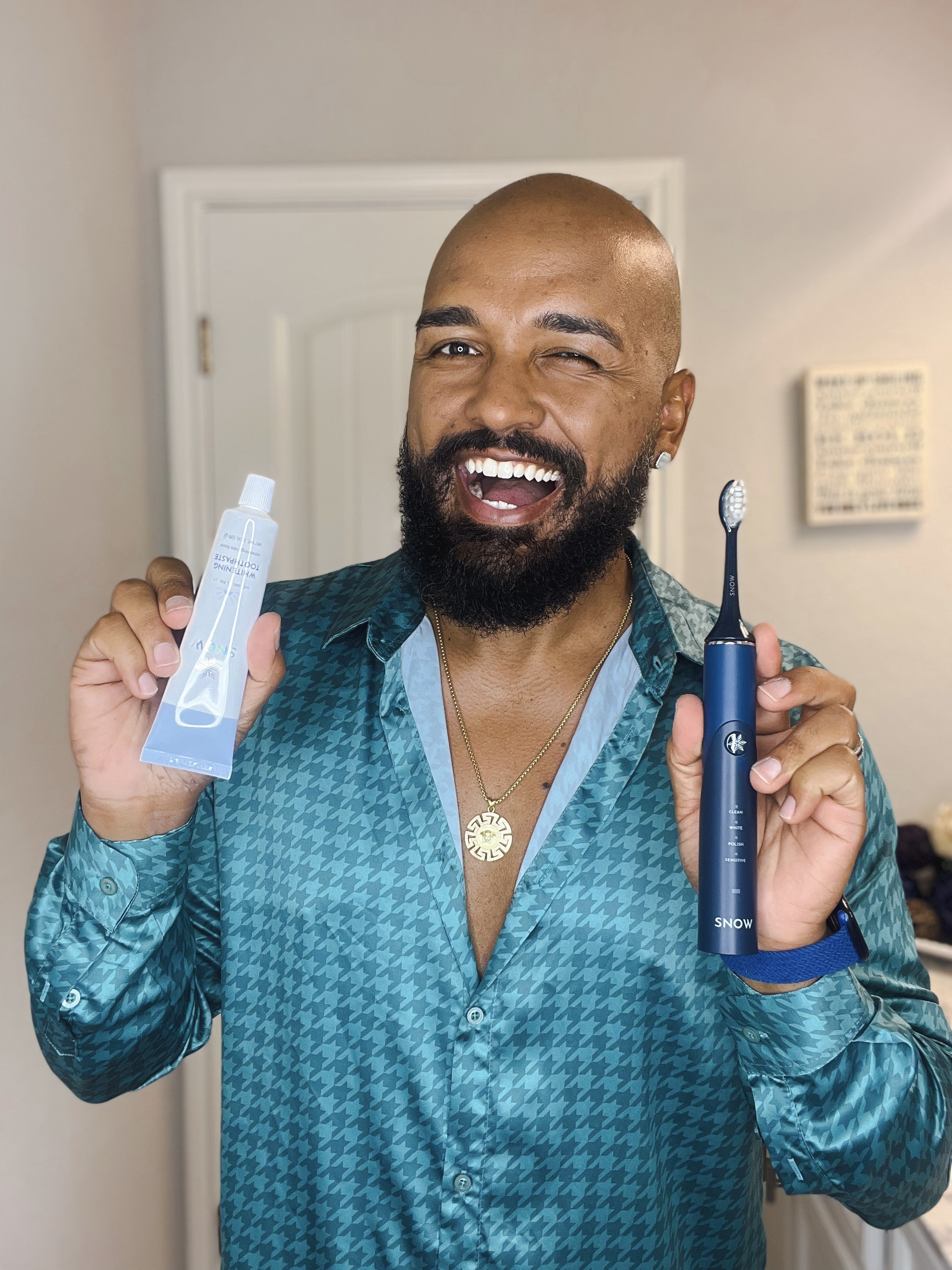 I Tried The Teeth Whitening System That’s All Over TikTok. These Are My Thoughts.