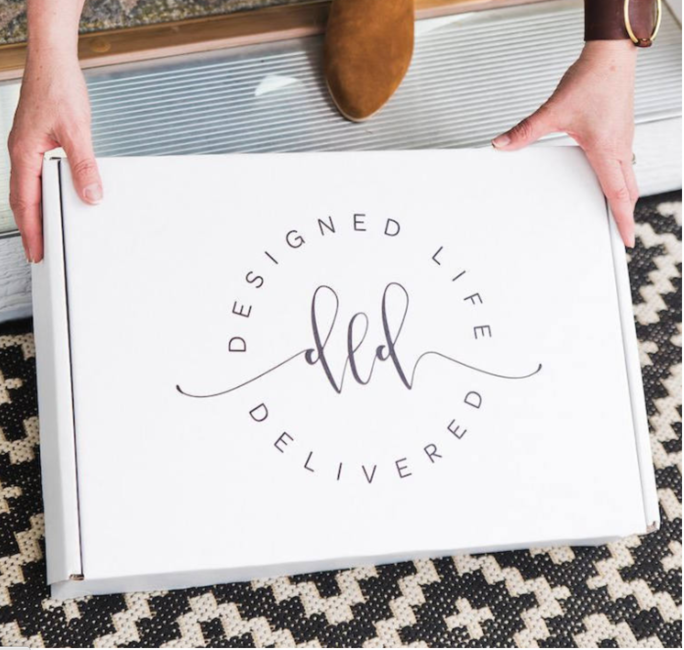 Designed Life Delivered Holiday 2022 Deal: Save 40% Off First Subscription Box Plus Free Tote