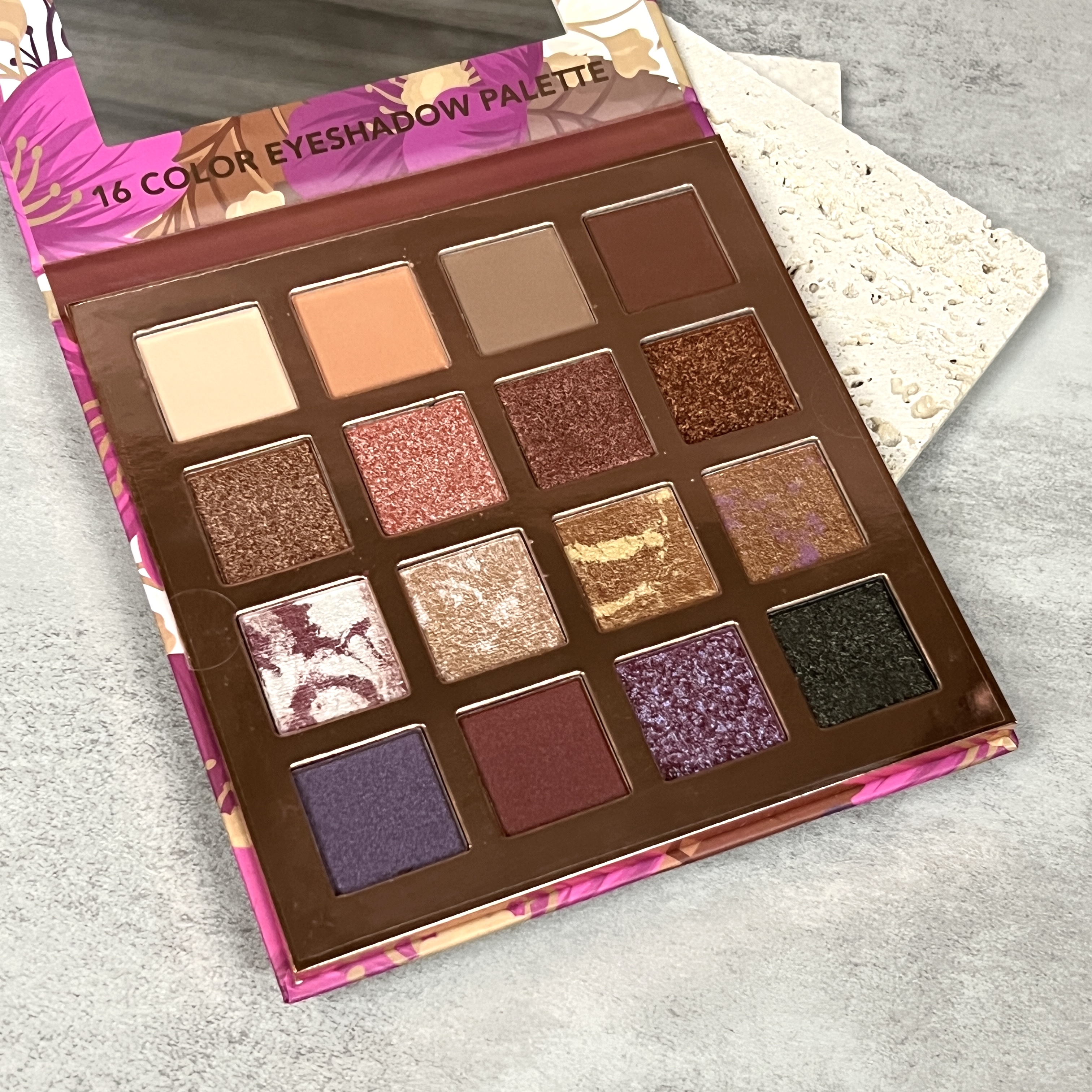Open Shot of Rachel Couture Marble Arch Eyeshadow Palette for Nourish Beauty Box December 2022