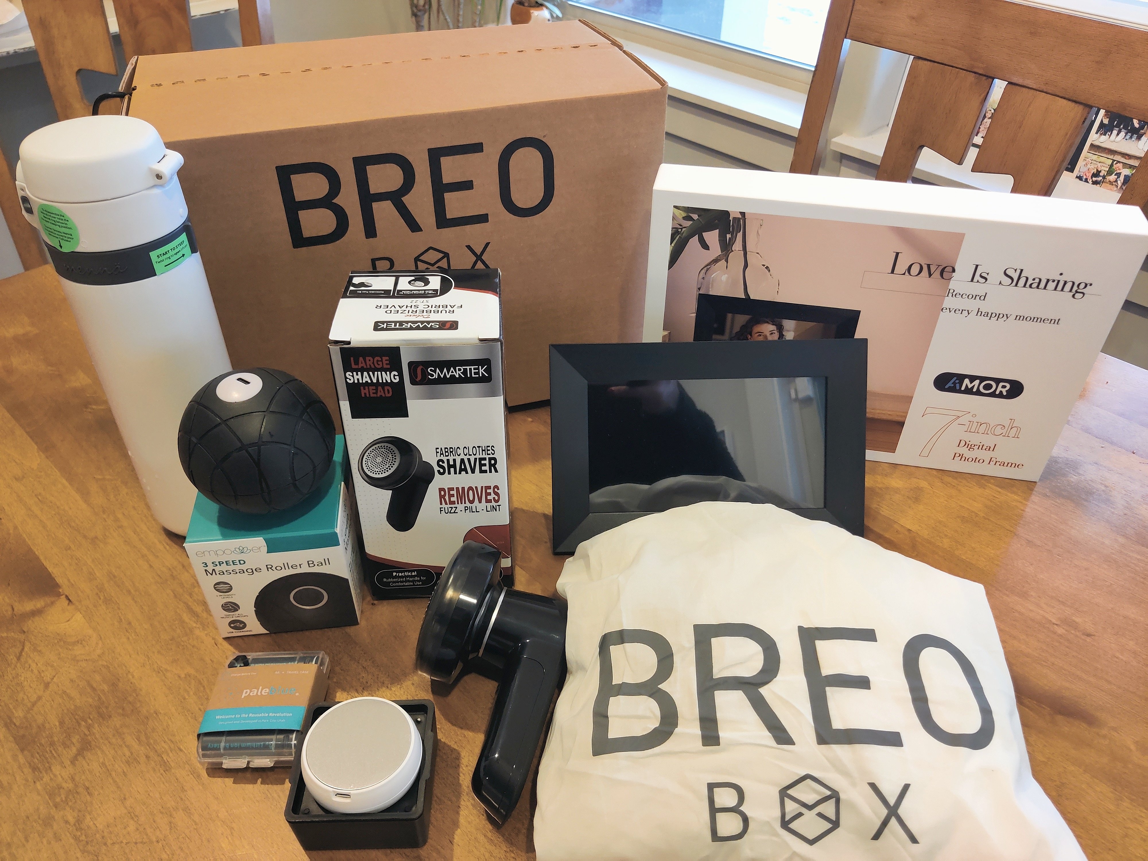 A Year of Boxes™  Breo Box Review Fall 2020 - A Year of Boxes™