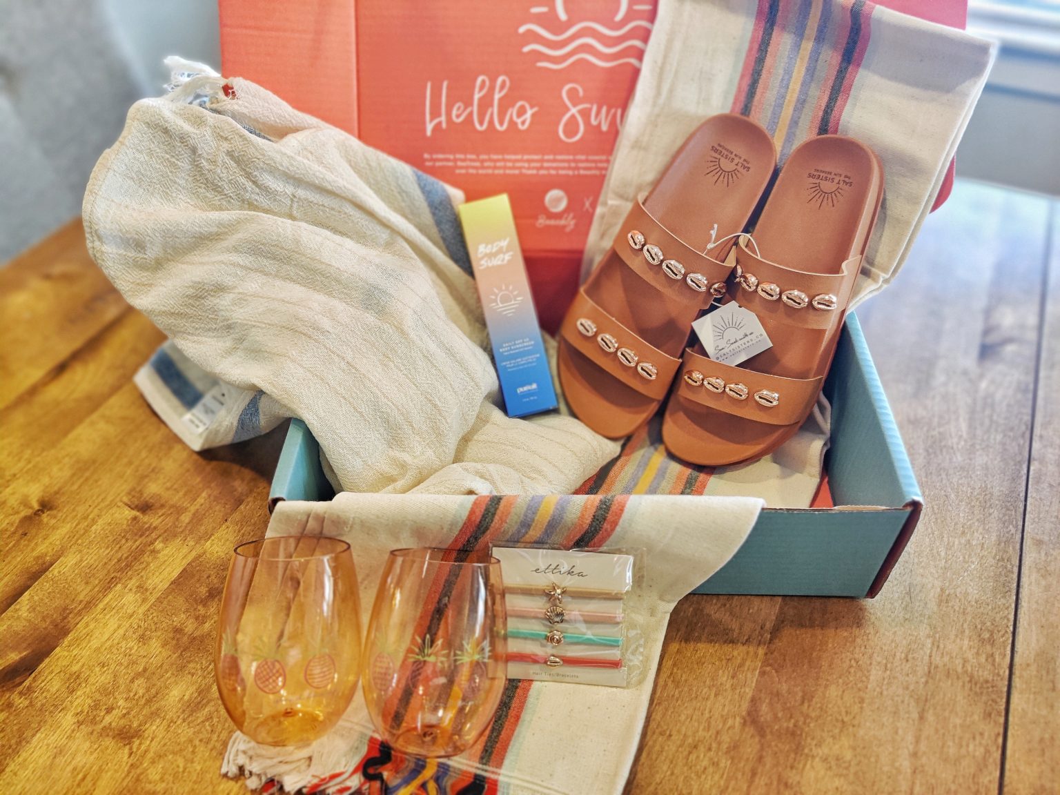 Beachly Lifestyle Box Review + Box Review Spring 2023 My