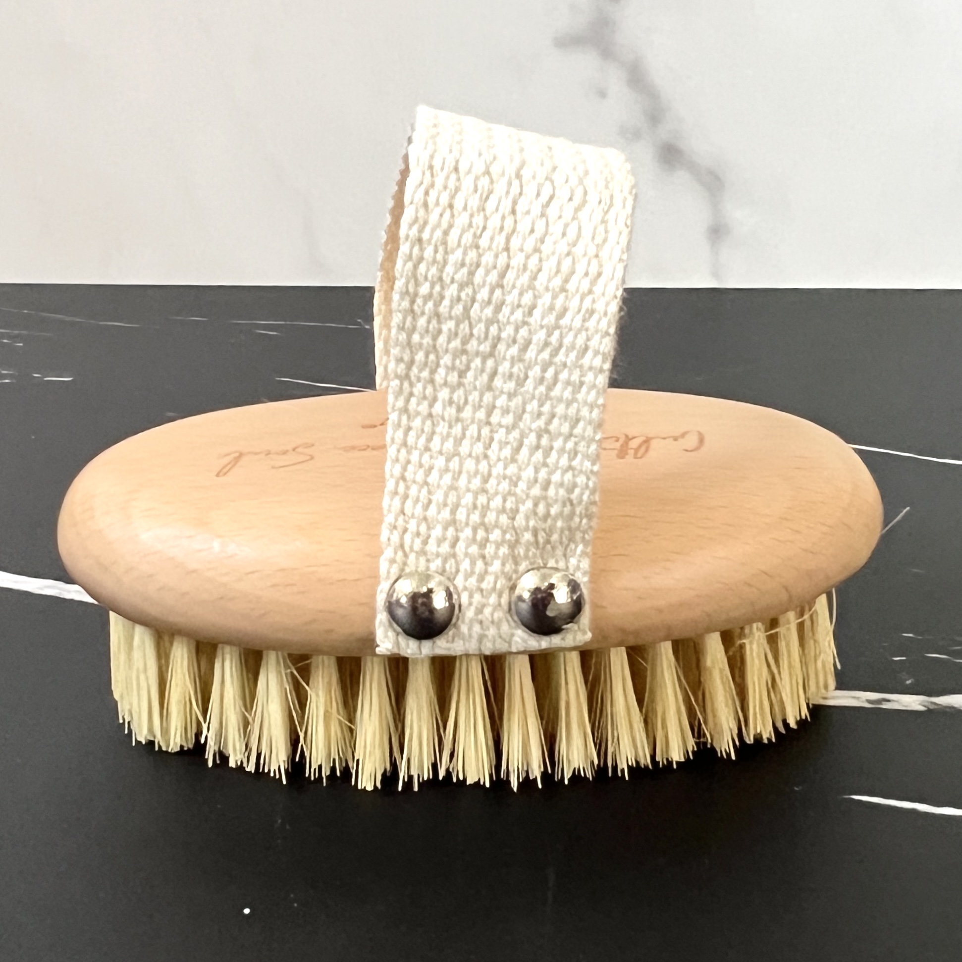 Closeup of Izzy and Liv Dry Body Brush for Brown Sugar Box March 2023