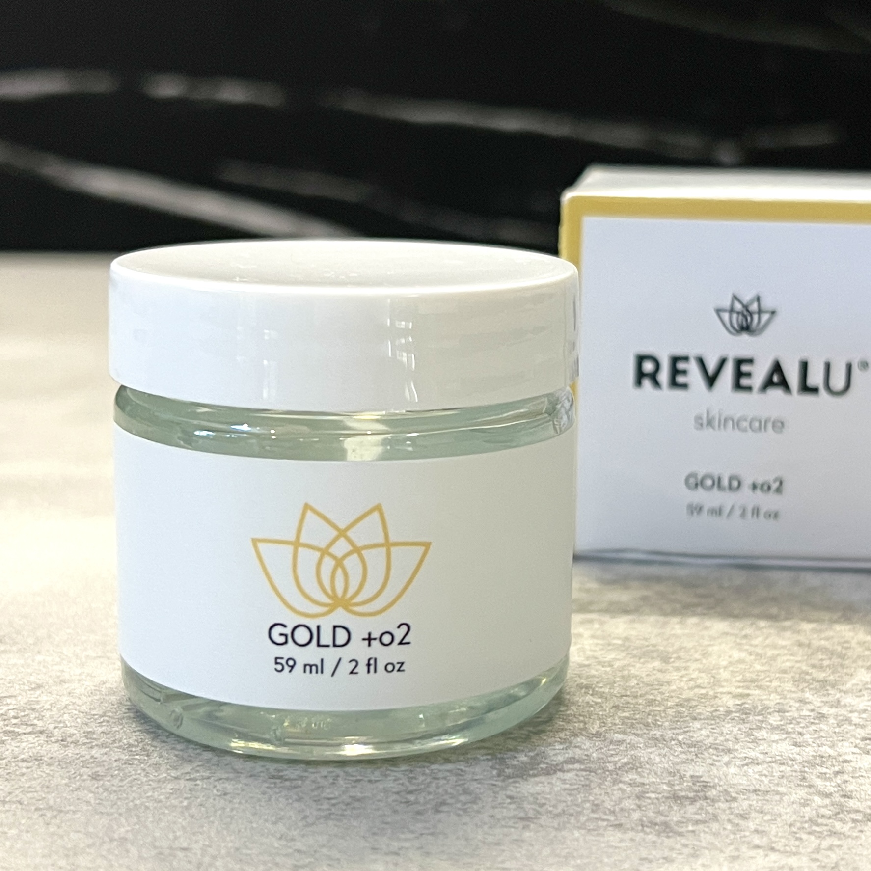 Front of RevealU Skincare Gel Moisturizer for Cocotique May 2023