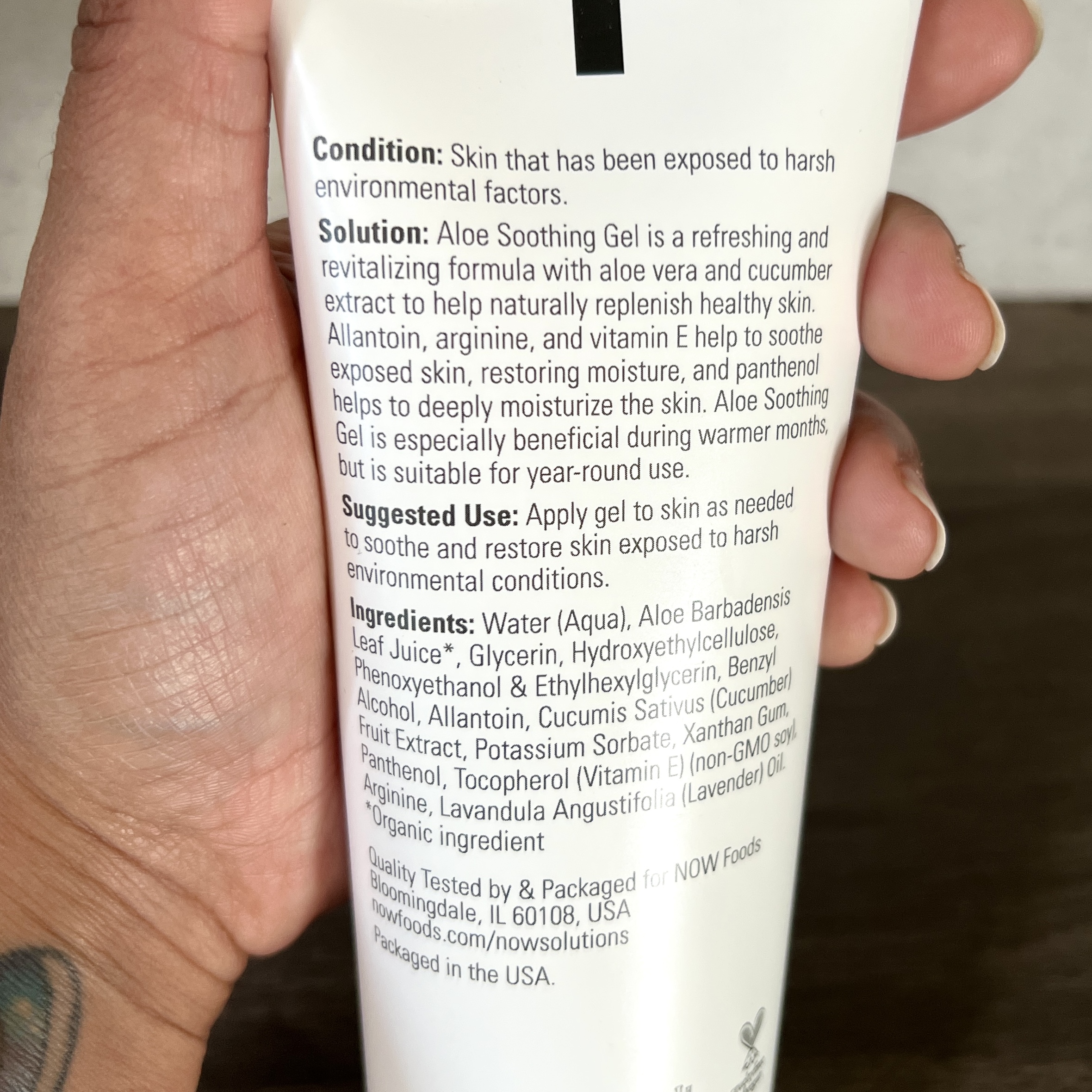 Back of Now Solutions Aloe Soothing Gel for Cocotique July 2023