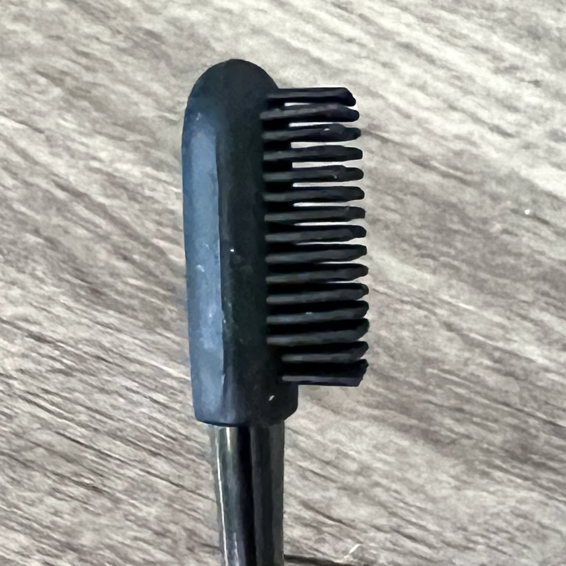 Closeup of Puff Cuff Edge Brush for Cocotique July 2023