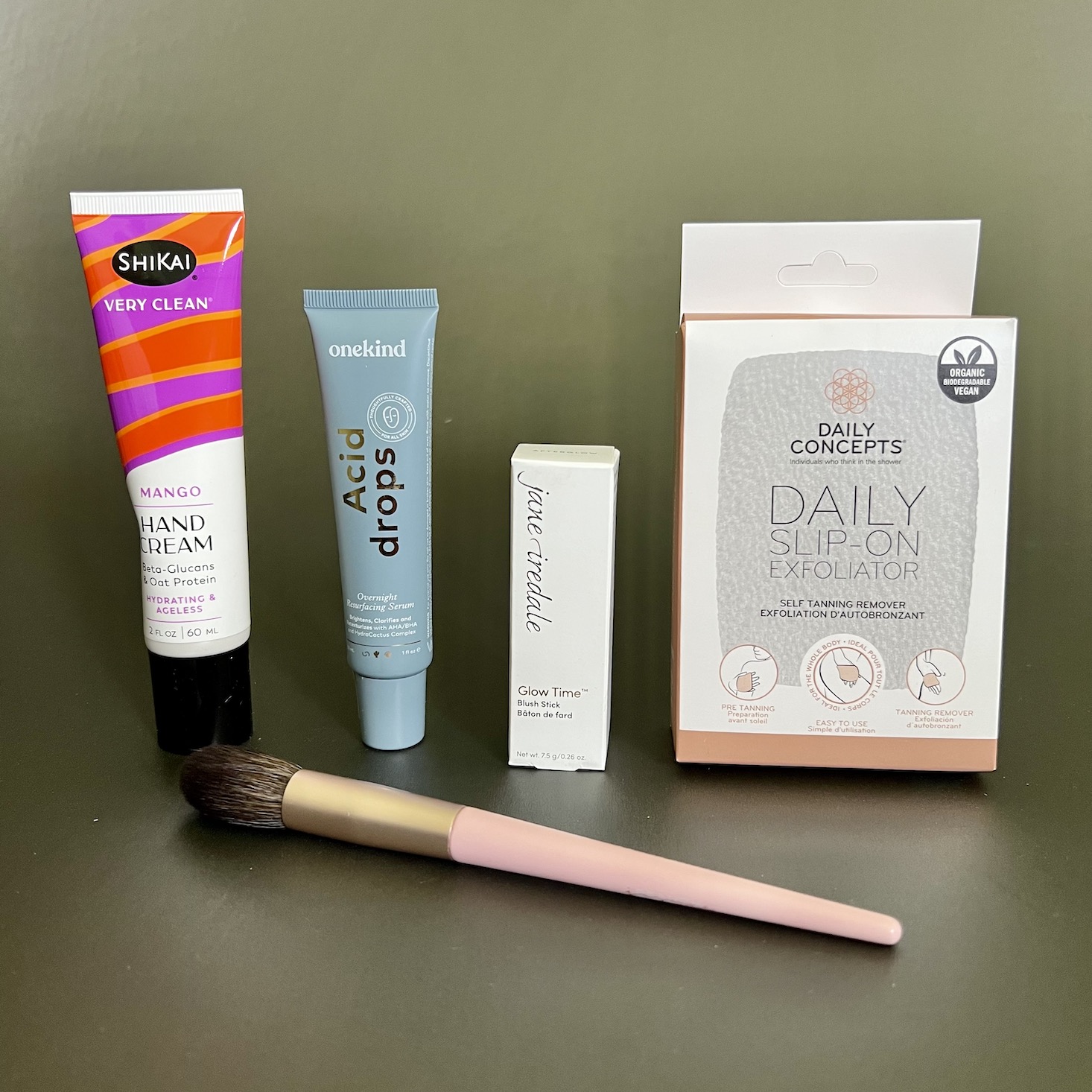 Kinder Beauty Box Review “Glow Time Box” July 2023